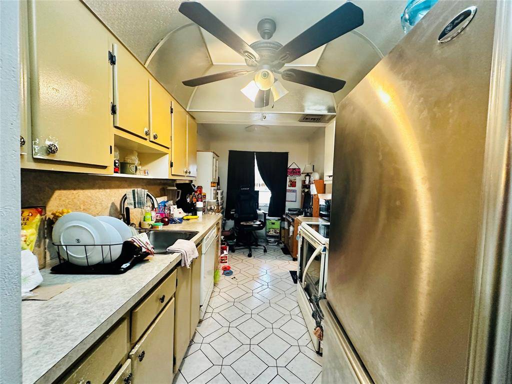 Lauderdale Lakes, FL 33313,3070 NW 48th Ter #307