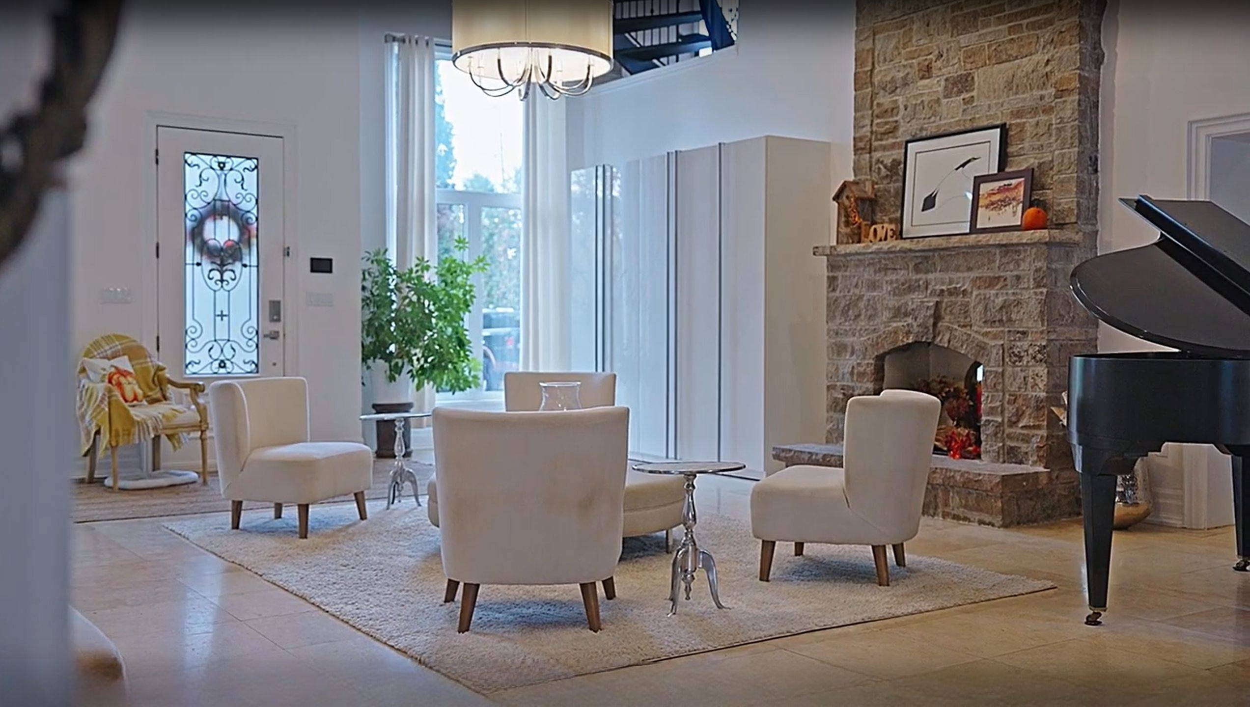 Aurora, ON L4G 0M2,378 Old Bloomington RD