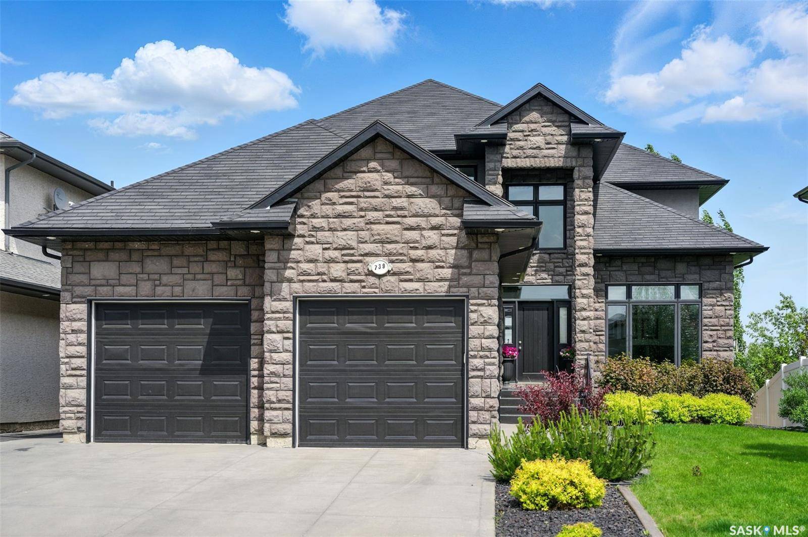 Saskatoon, SK S7V 0A5,739 Beechdale WAY