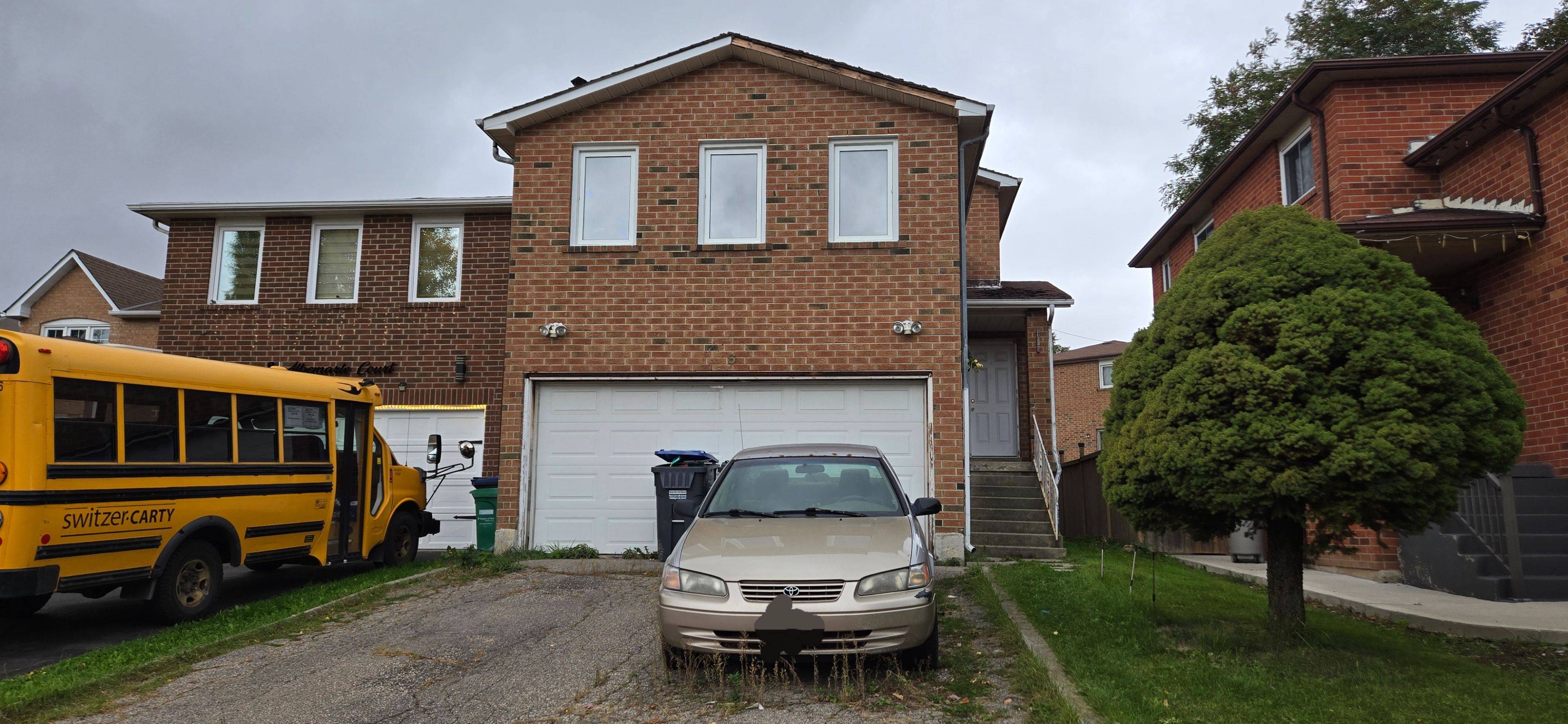 Brampton, ON L6Z 1R4,6 Albemarle CT