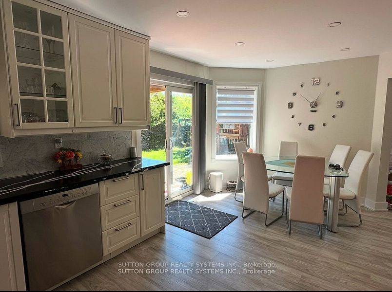 Mississauga, ON L5N 6T6,6807 Gracefield DR W