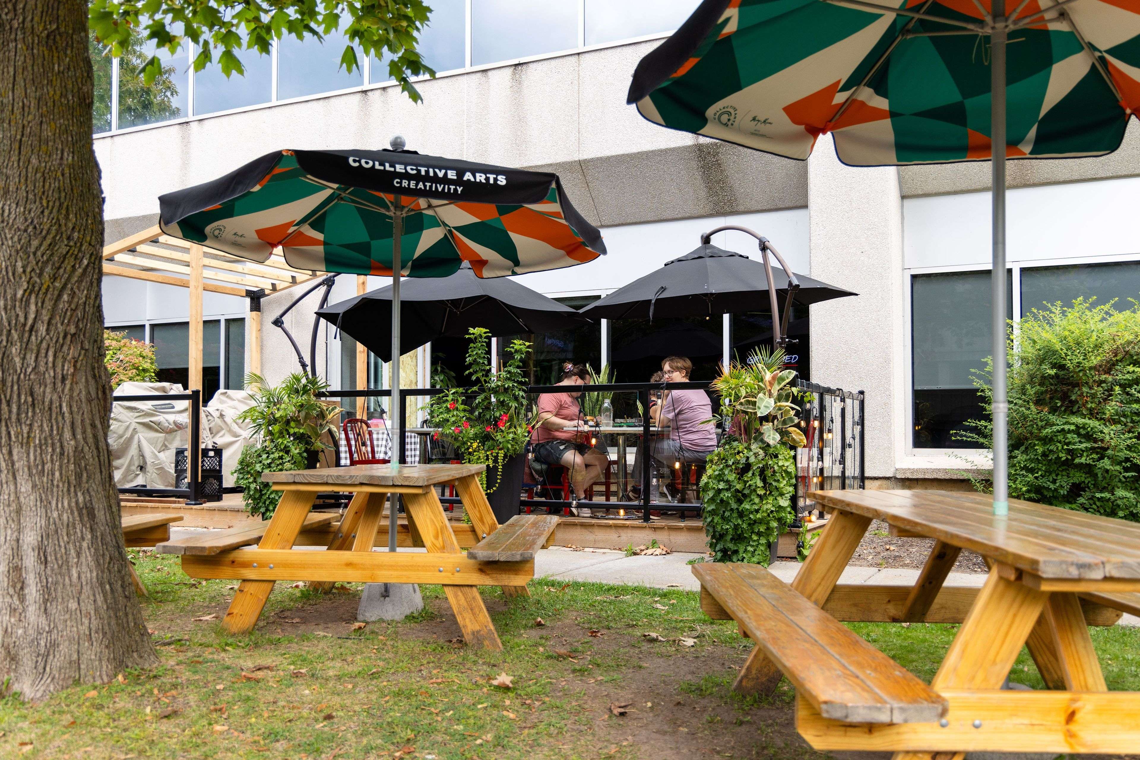 Westboro - Hampton Park, ON K1Z 8R1,1565 Carling AVE #202