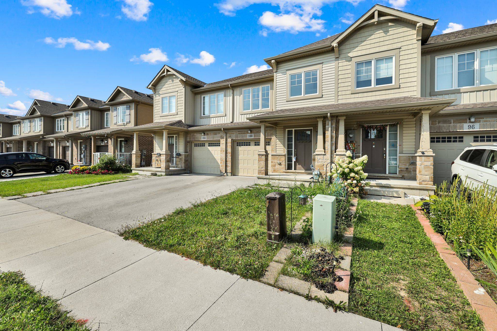 Welland, ON L3C 0G6,100 Monarch ST