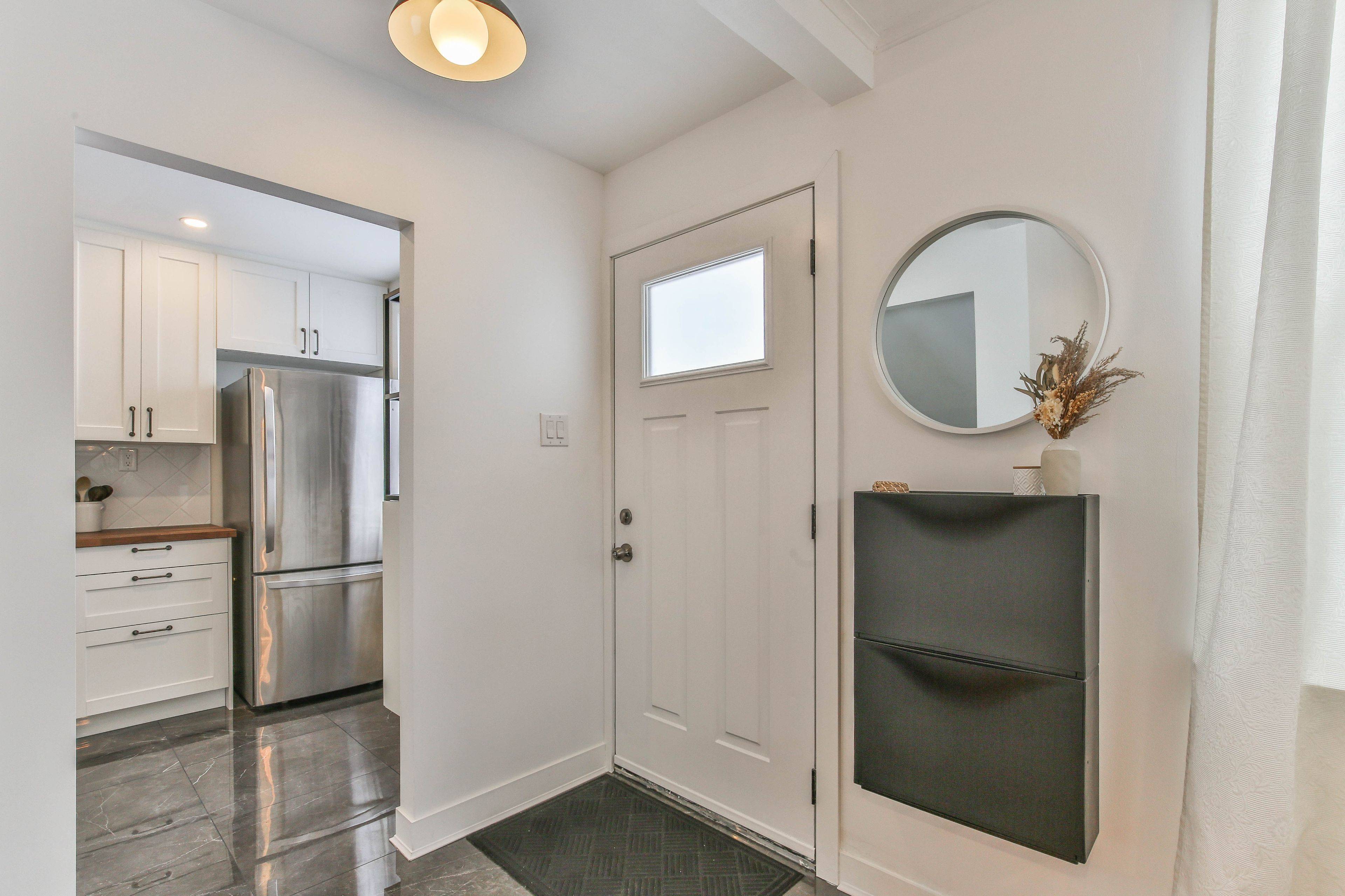 London East, ON N5Y 2C3,203 Harley ST