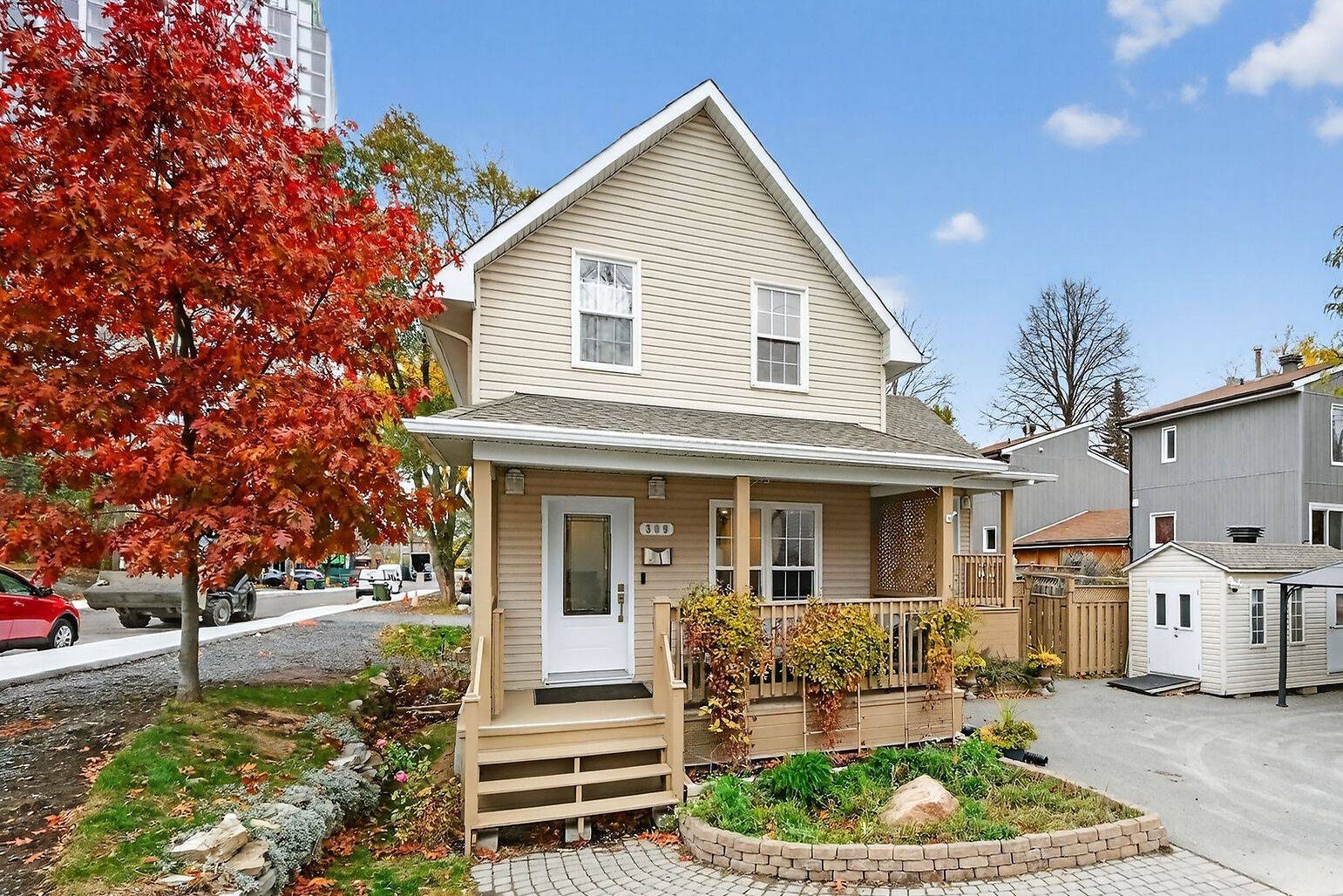 Westboro - Hampton Park, ON K1Z 6V2,309 Elmgrove AVE