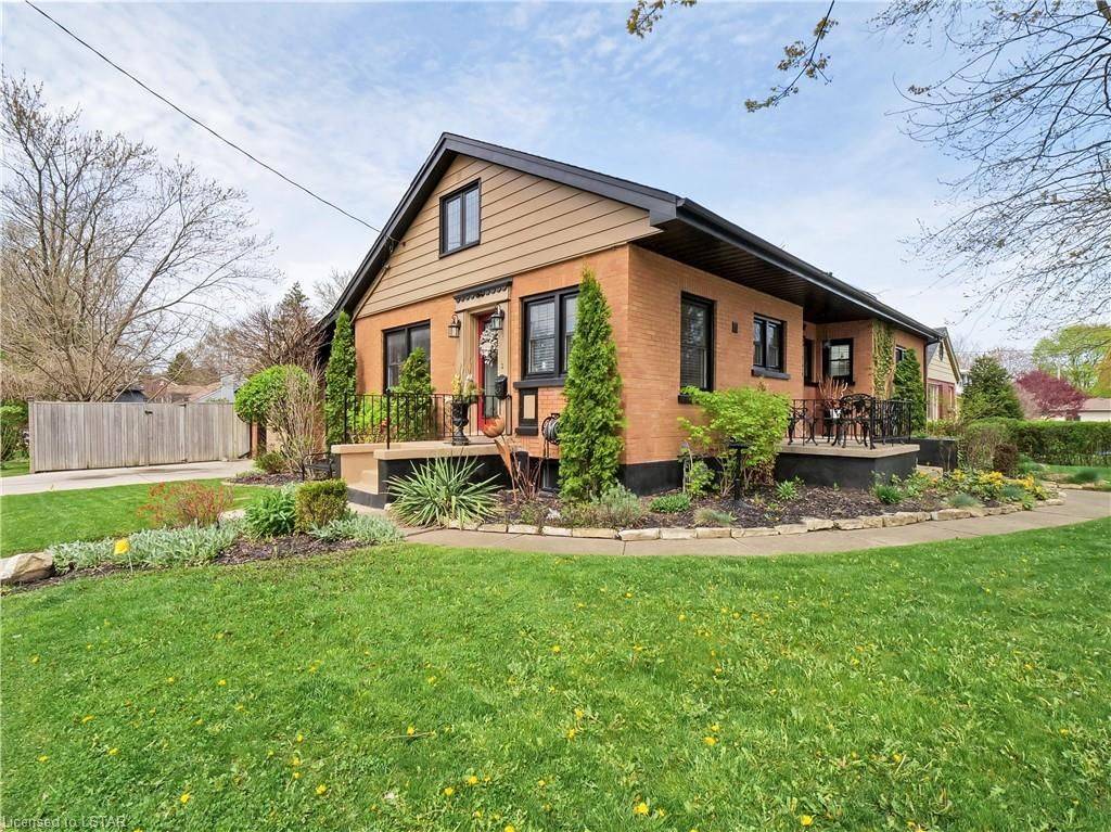 London South, ON N6C 2P7,456 BASE LINE RD