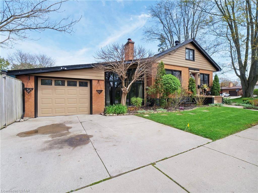 London South, ON N6C 2P7,456 BASE LINE RD