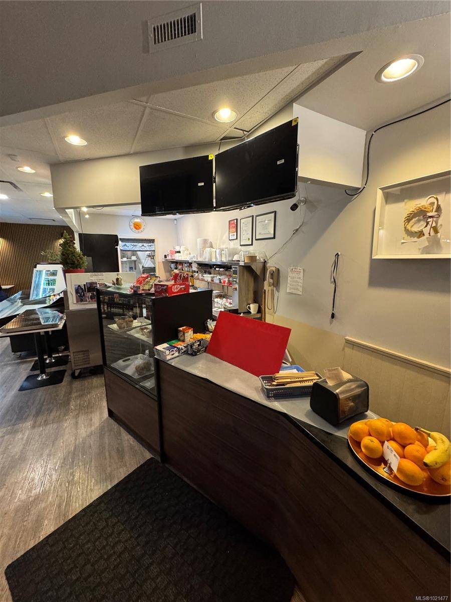 Victoria, BC V8W 1H2,888 Fort St