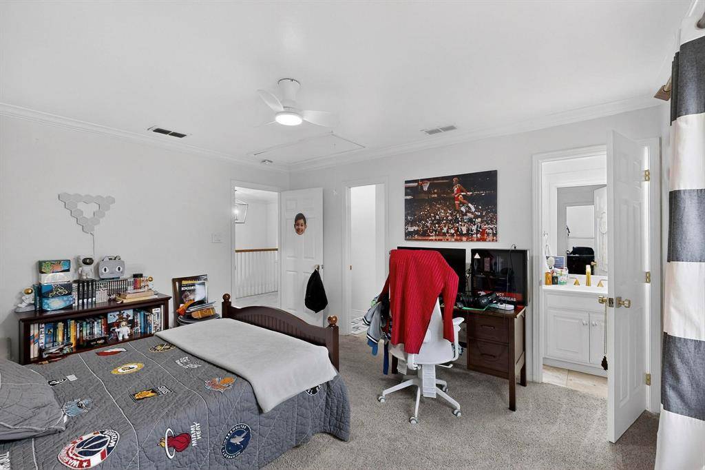 Dallas, TX 75225,7639 Lovers Lane