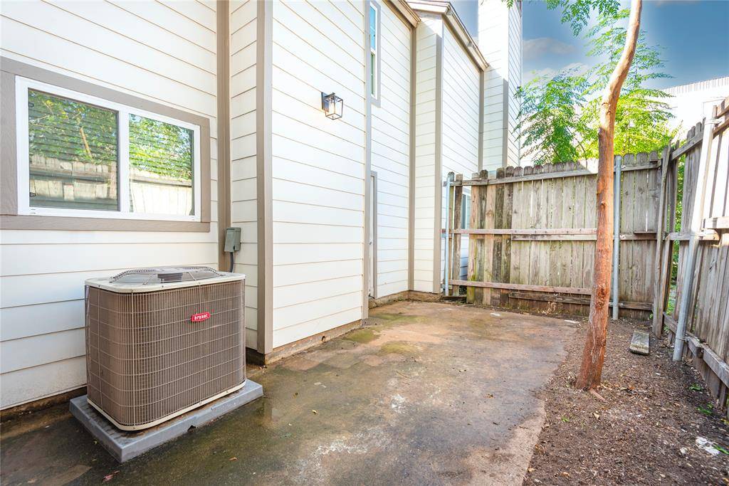 Dallas, TX 75204,4620 San Jacinto Street #C