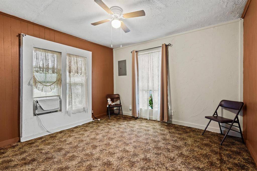 Denison, TX 75021,512 S Lamar Avenue