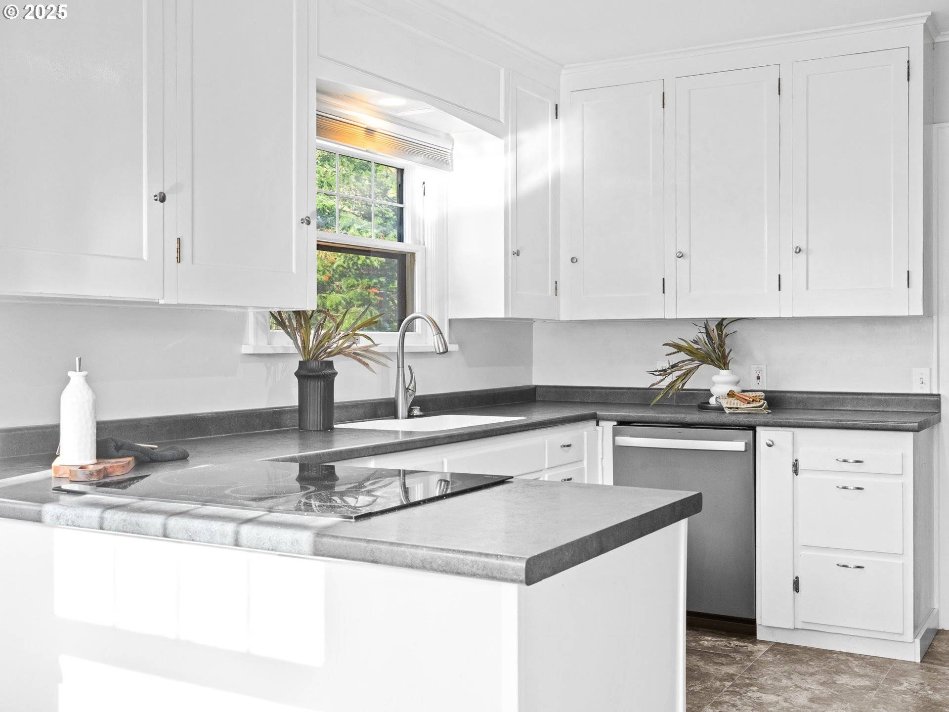 Oregon City, OR 97045,1520 12TH ST