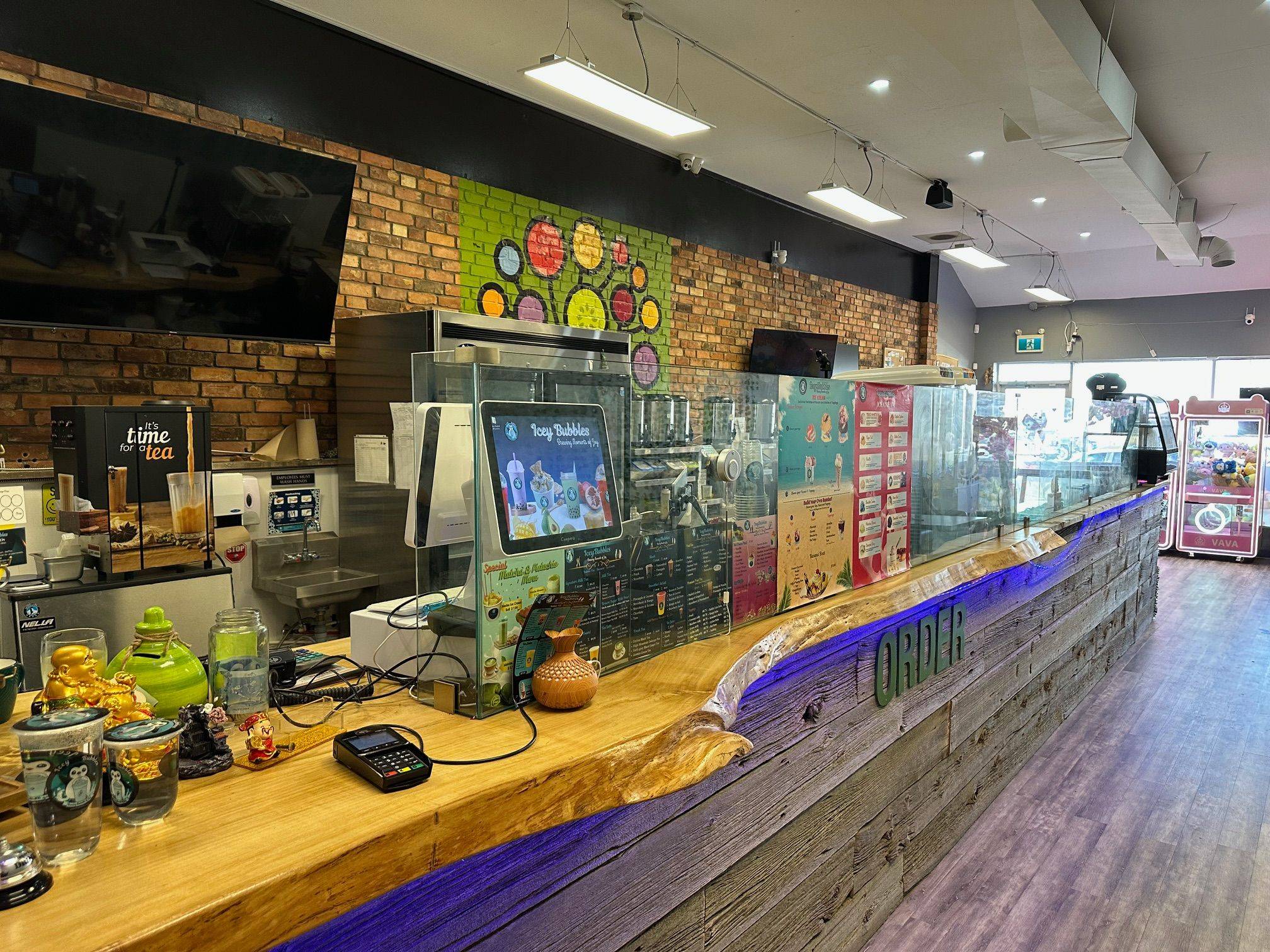 Ajax, ON L1S 3K3,235 Bayly ST W #6