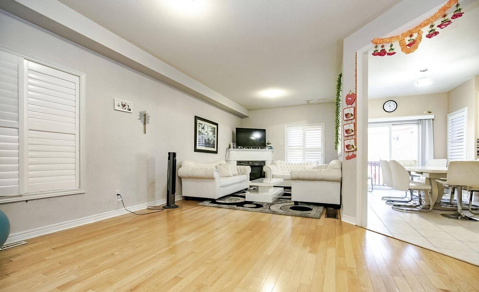 Brampton, ON L6Y 0K2,20 Oblate CRES