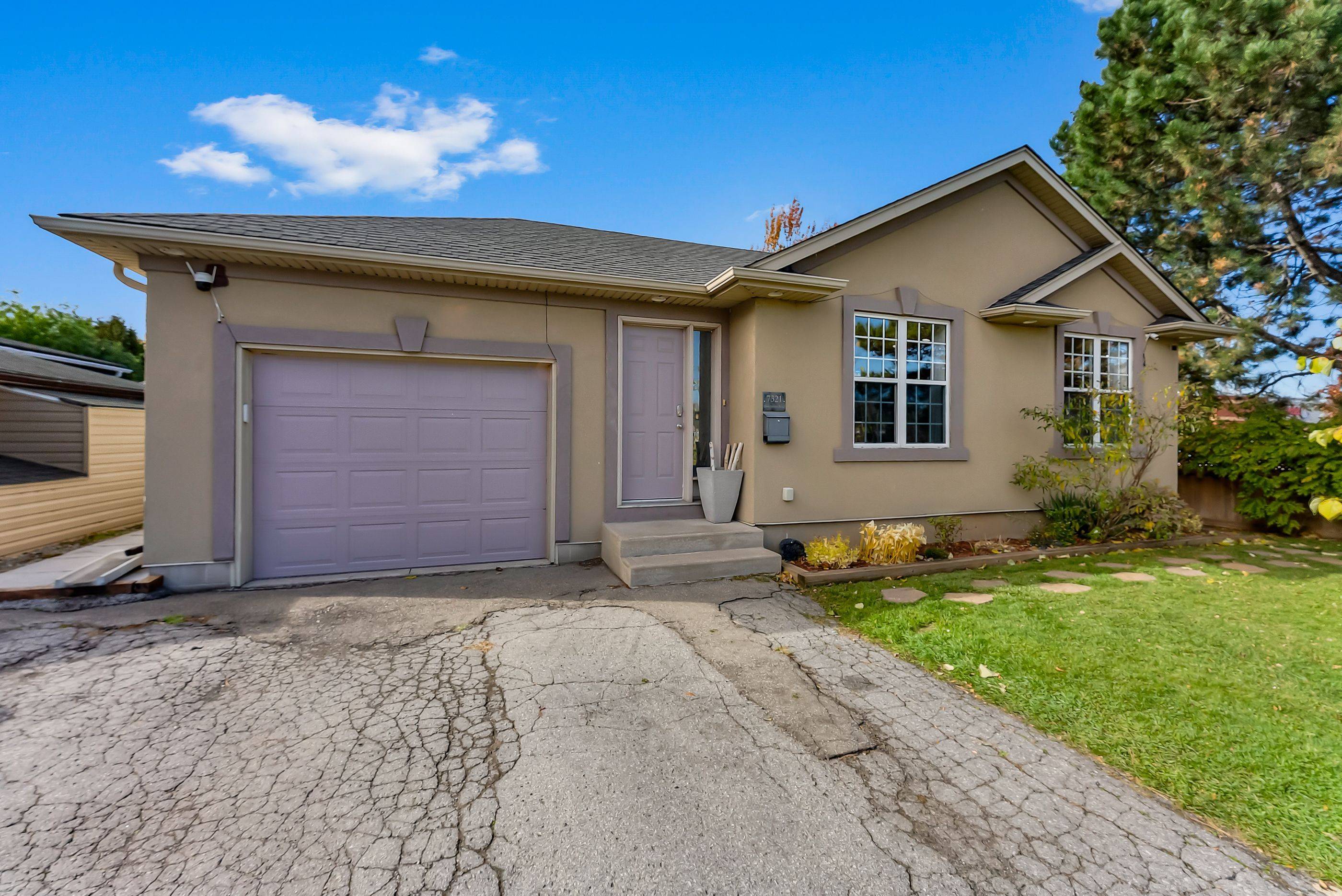 Niagara Falls, ON L2G 5V8,7321 Dorchester RD