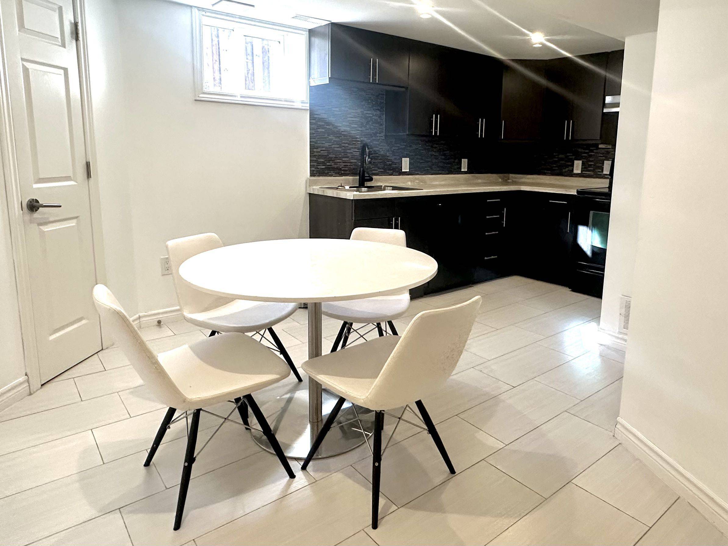 Hamilton, ON L9A 3A1,38 Clarendon AVE #Basement