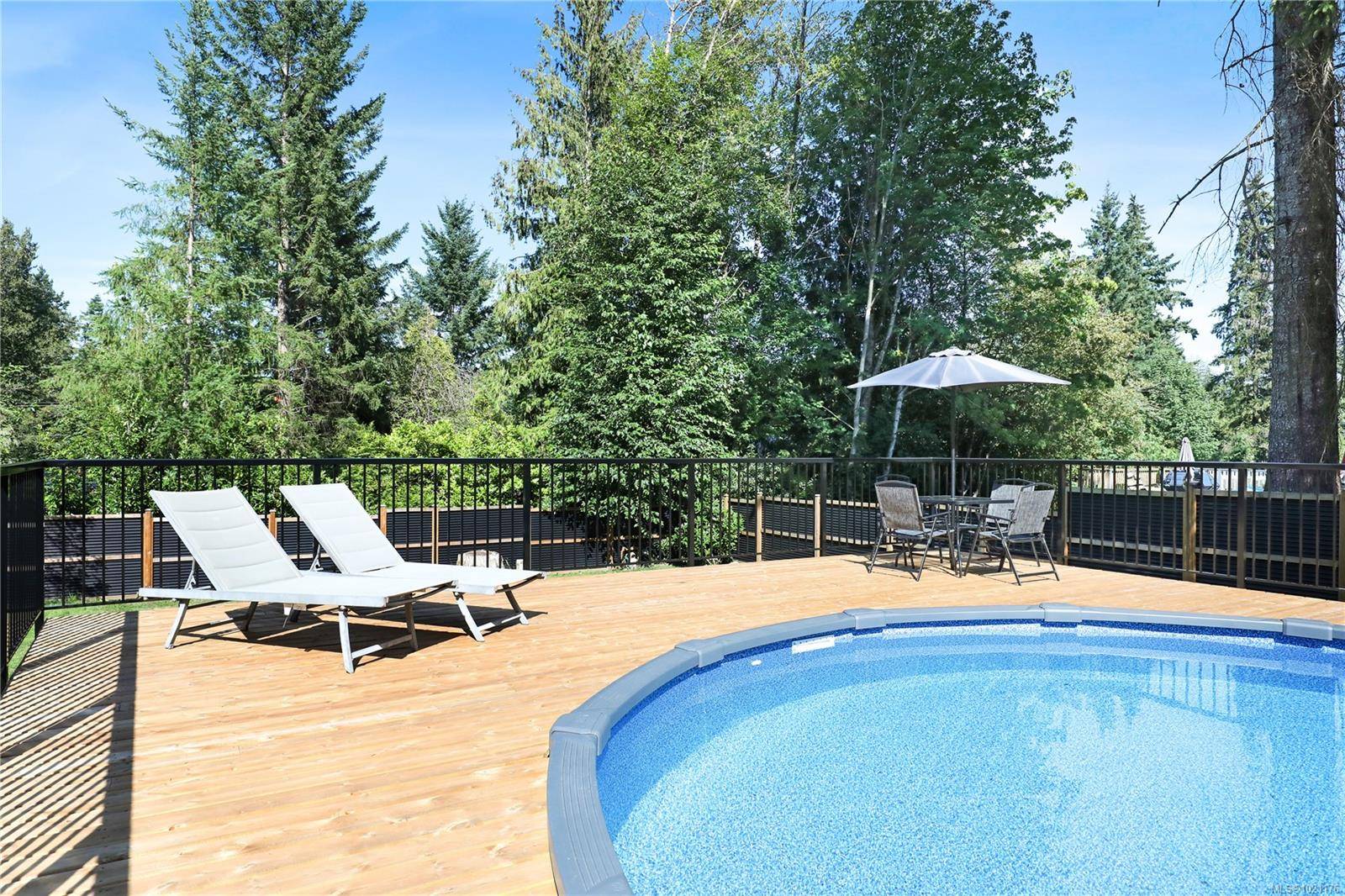 Courtenay, BC V9N 9V2,84 Leash Rd