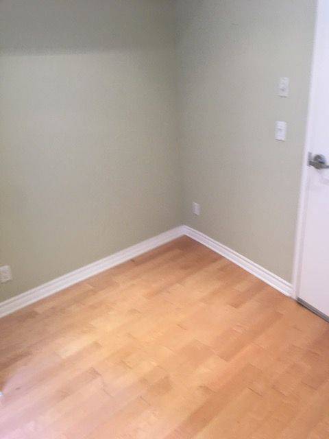 Toronto C04, ON M6C 2E3,1174 Eglinton AVE W #3