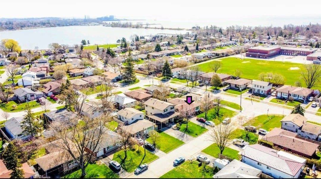 Pickering, ON L1W 2V9,783 Oliva ST