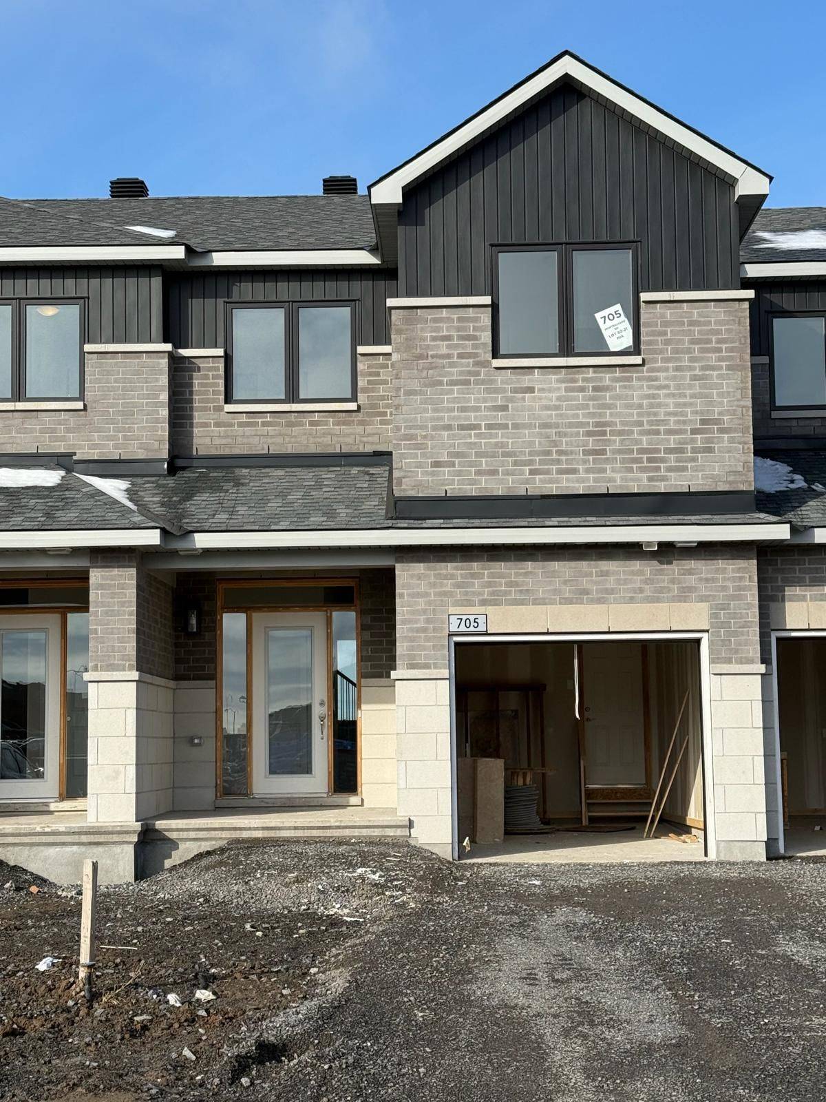 Orleans - Cumberland And Area, ON K4A 0C6,705 Montrichard RD