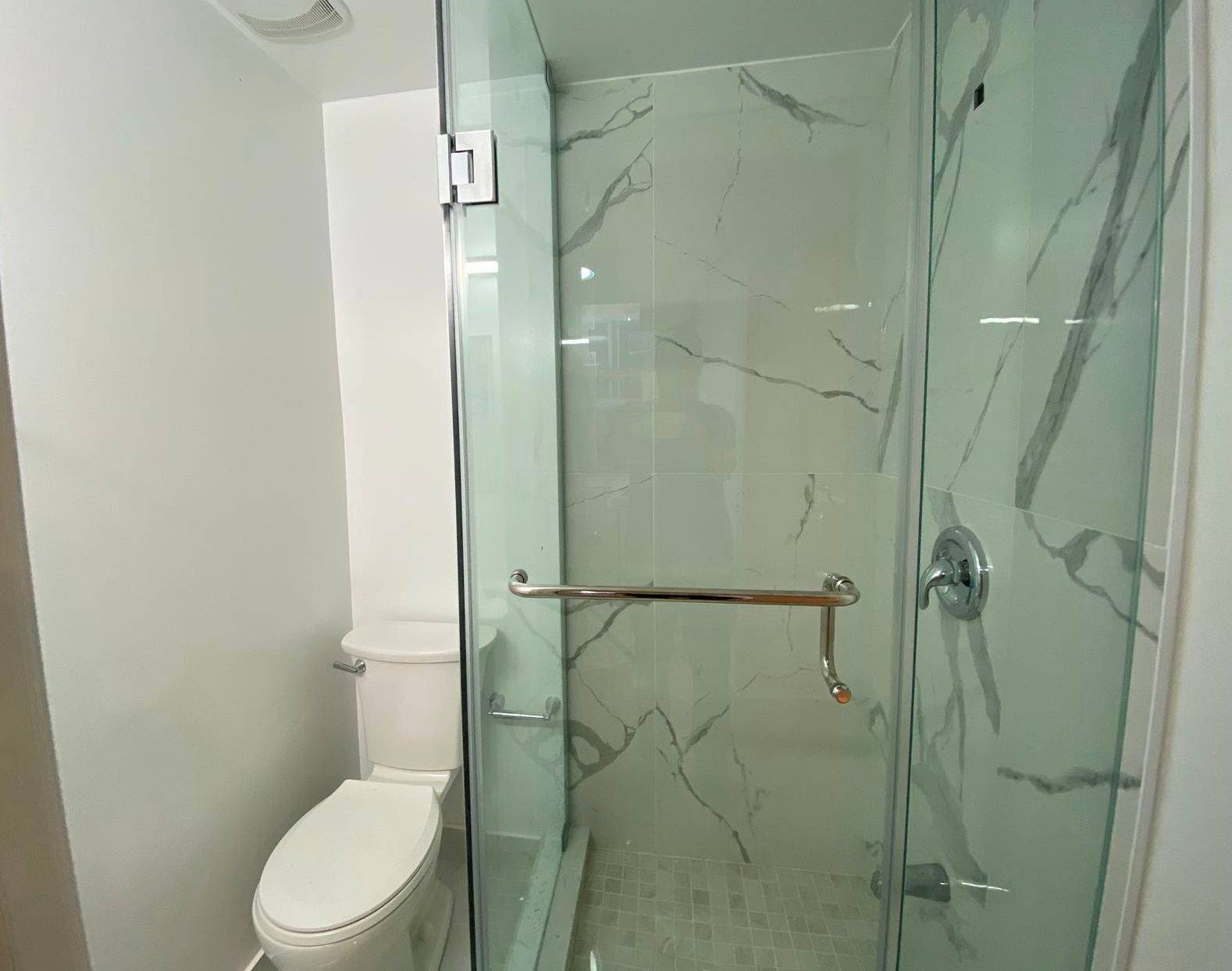 Toronto C01, ON M5T 2G3,353 Spadina AVE ##5