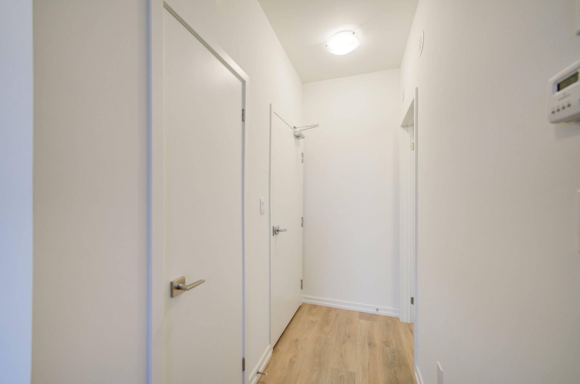 Newmarket, ON L3Y 0H4,18 Lytham Green CIR #11