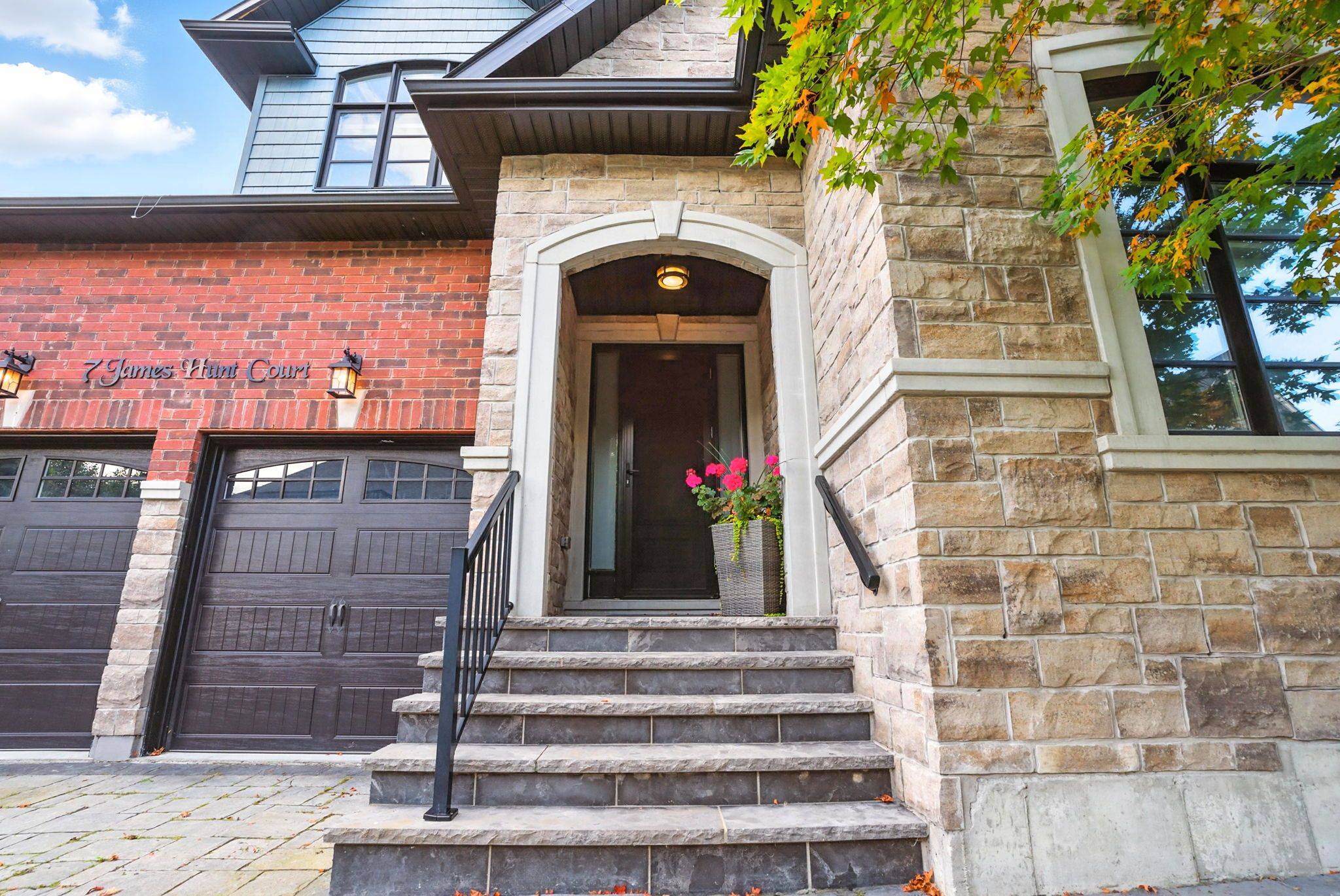 Uxbridge, ON L9P 0E3,7 Os James Hunt CT