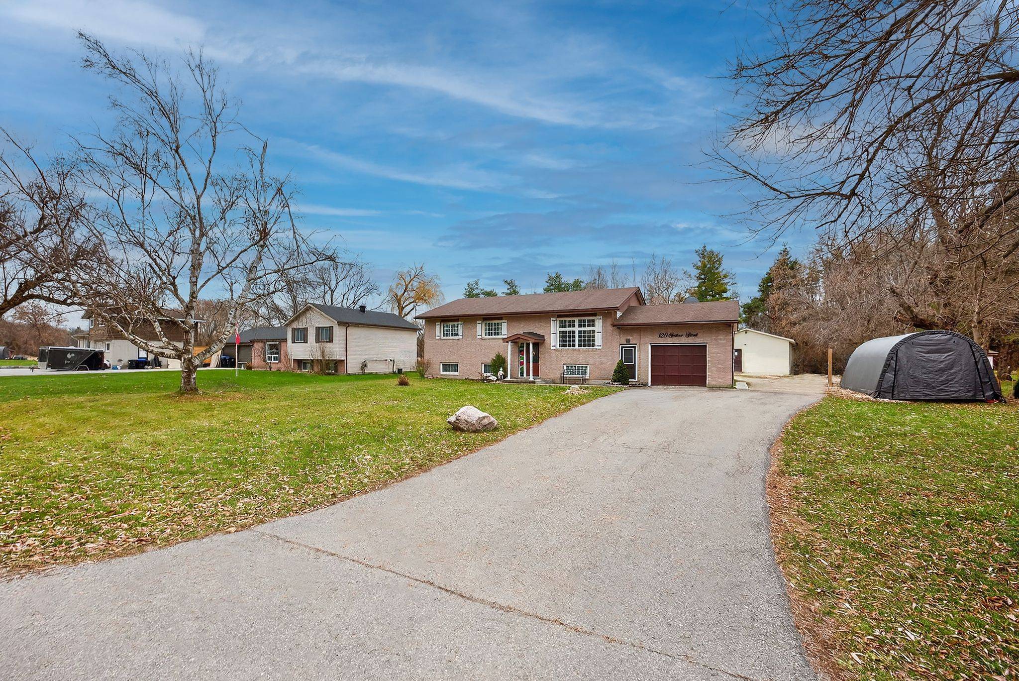 Clearview, ON L0M 1N0,120 Switzer ST