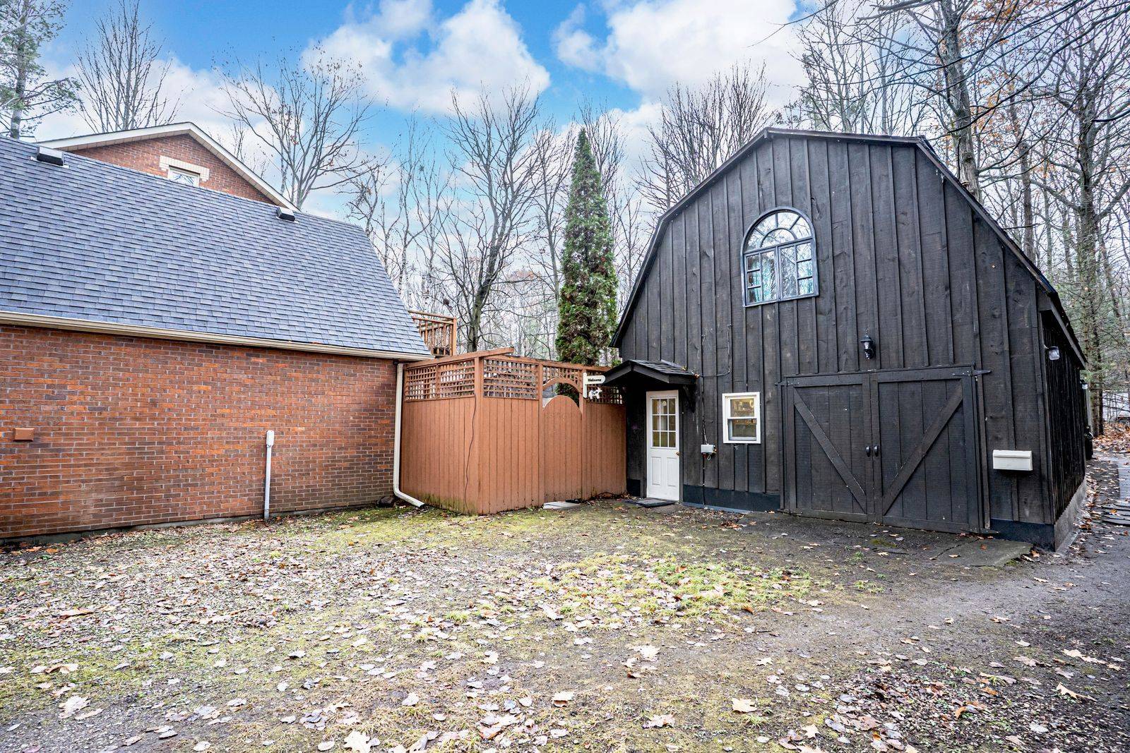 Springwater, ON L9X 1K2,1311 Snow Valley RD