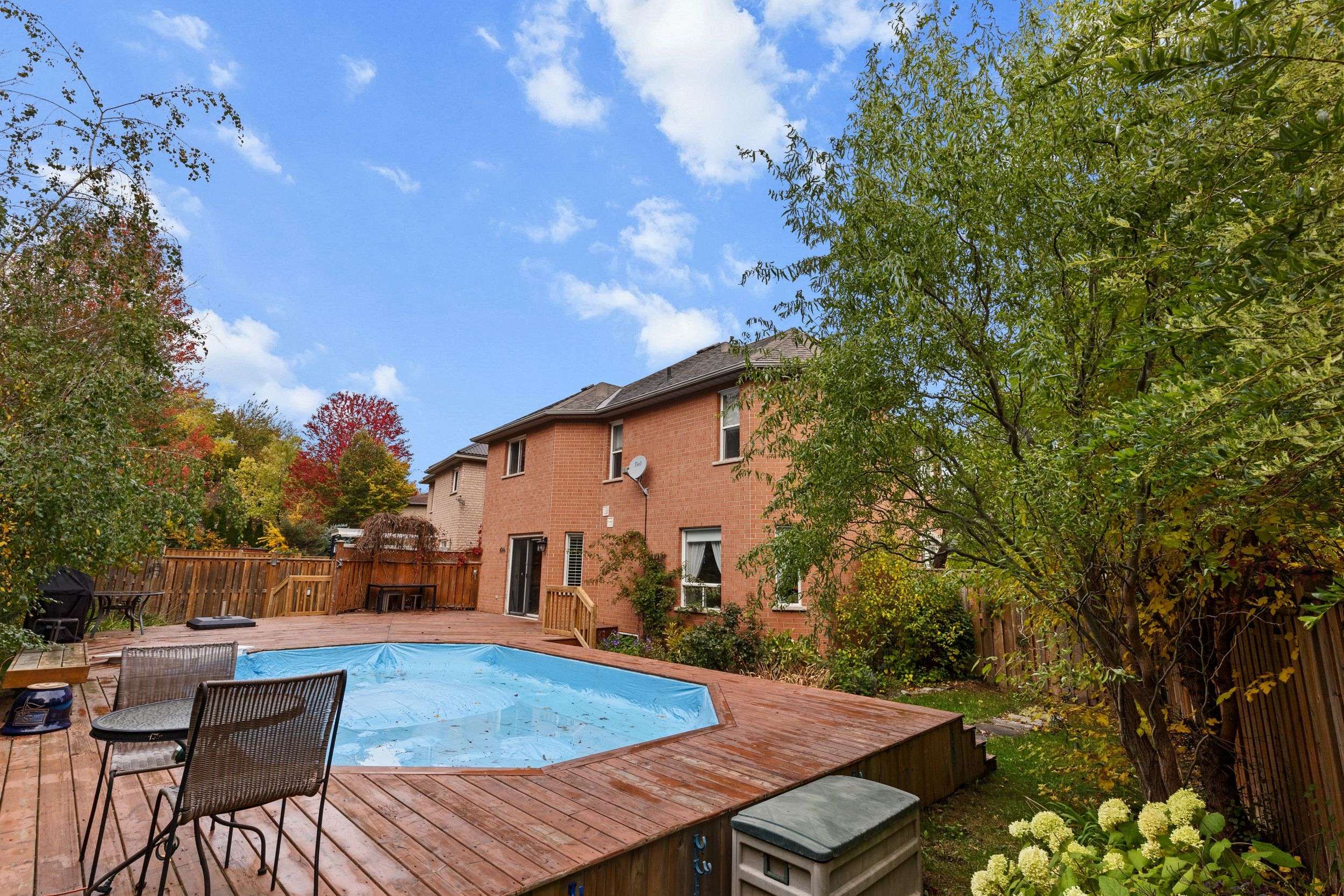 Mississauga, ON L5M 5Y1,2286 Yorktown CIR