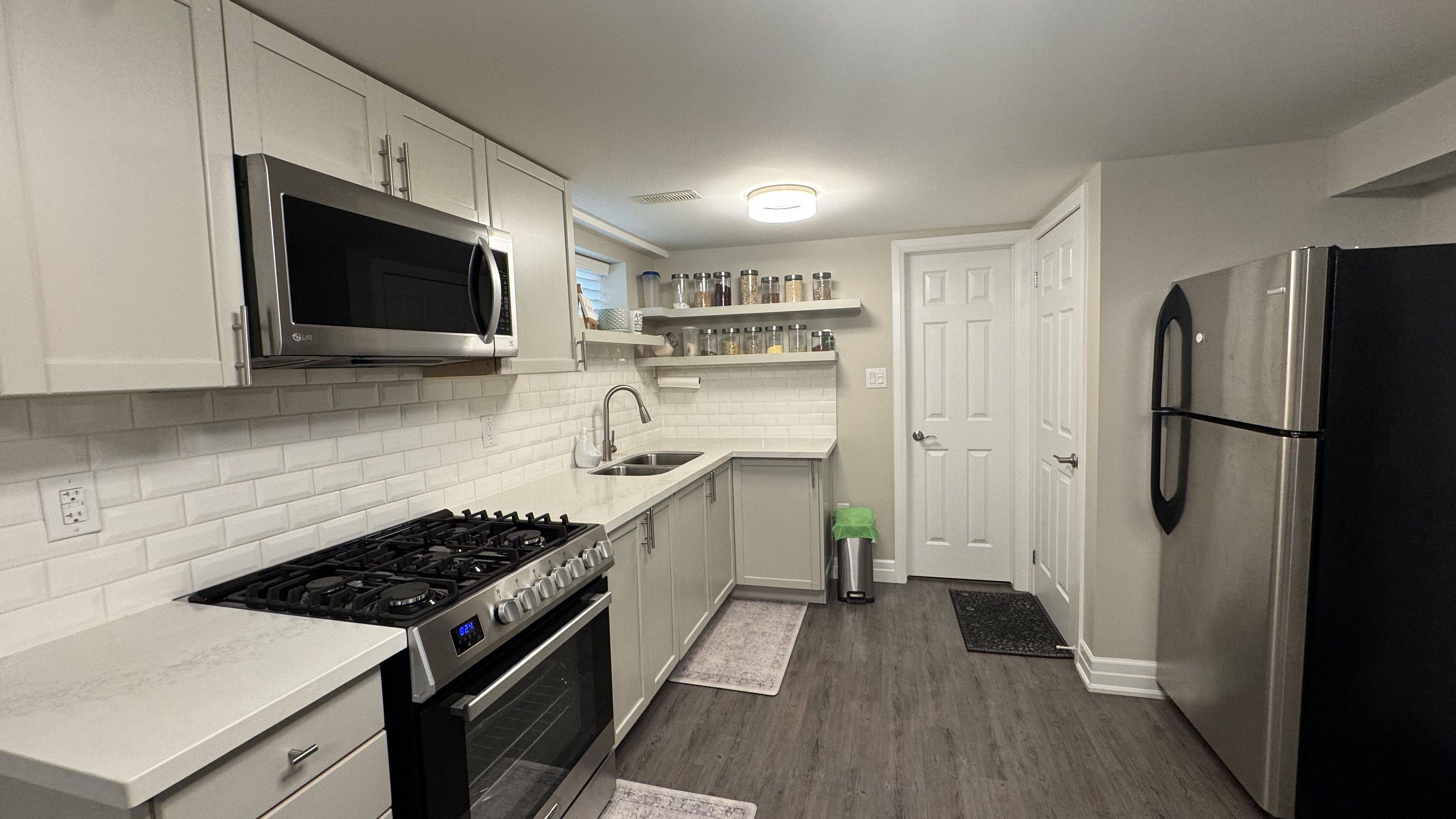 Toronto W10, ON M9V 2Z2,78 Lexington AVE #Lower