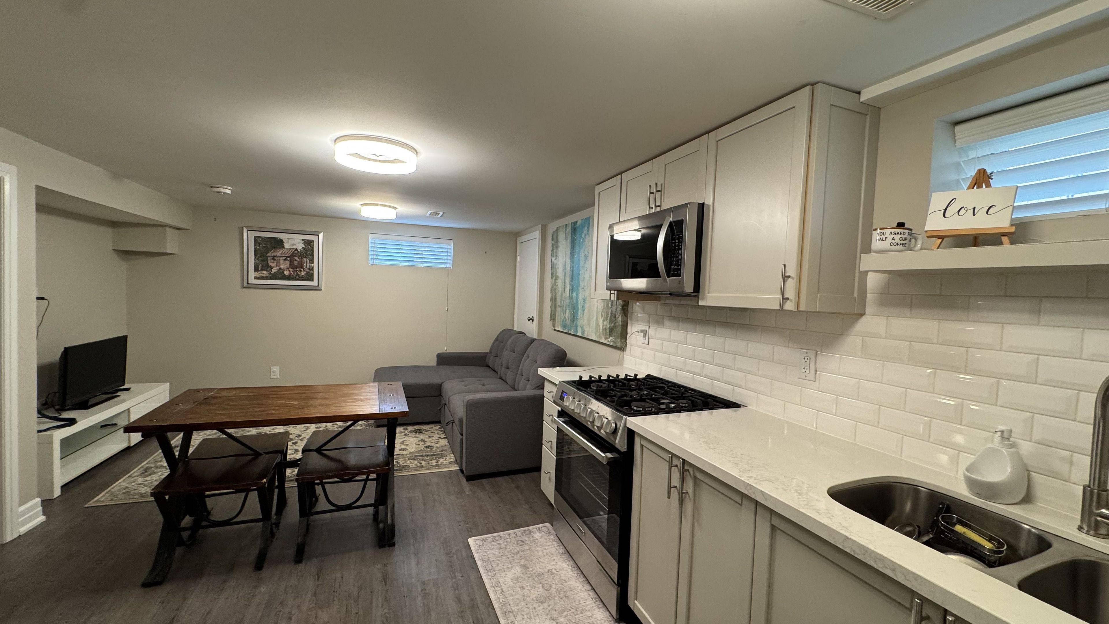 Toronto W10, ON M9V 2Z2,78 Lexington AVE #Lower