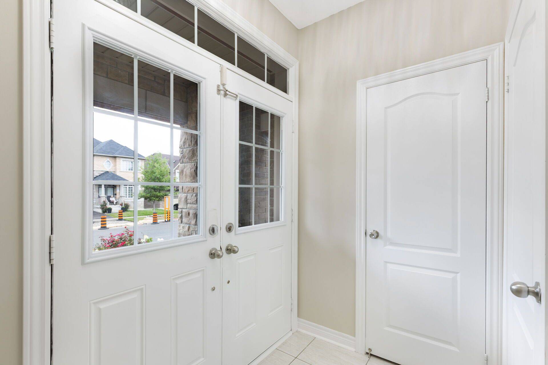 Brampton, ON L6R 3Y9,20 Russell Creek DR