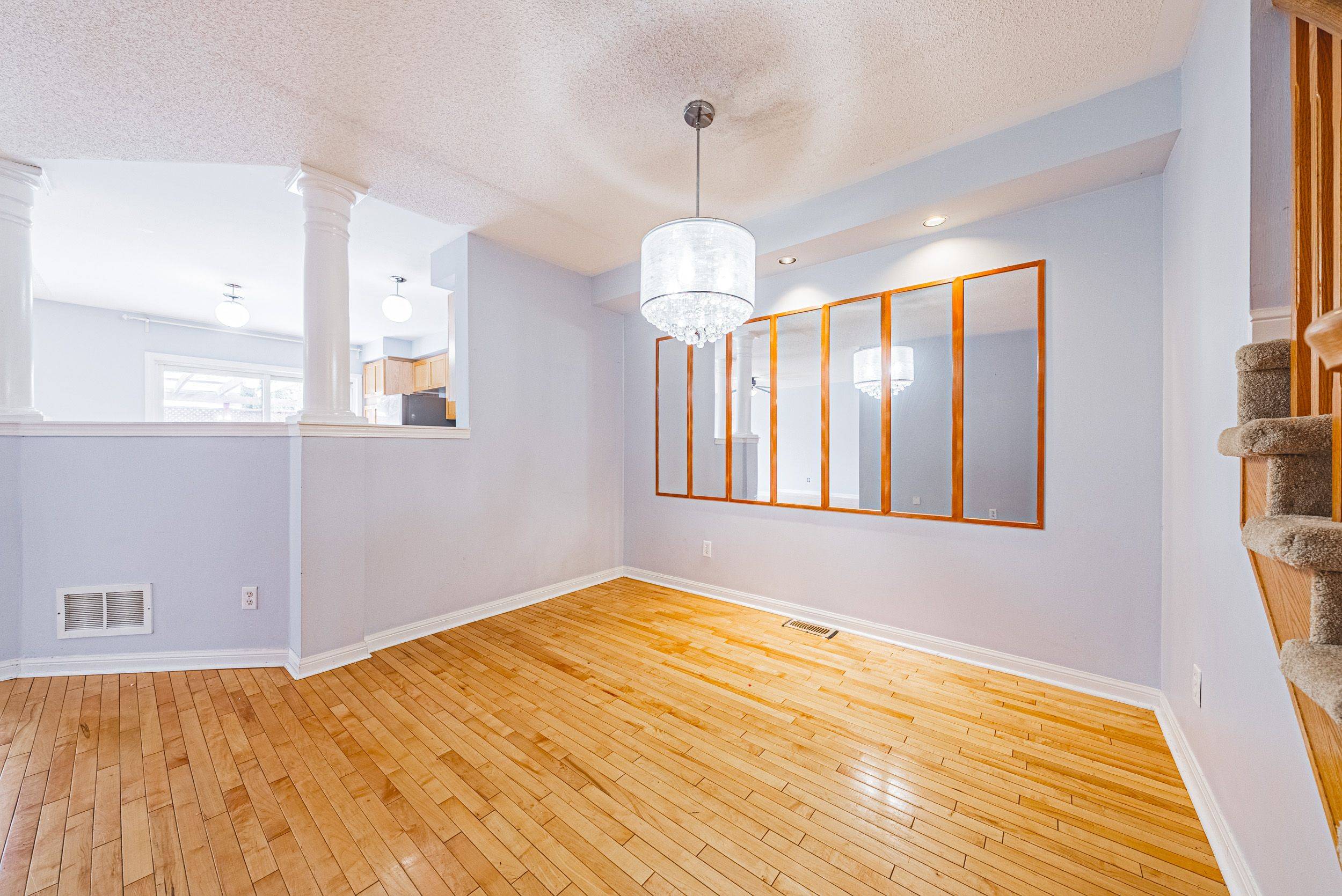 1133 Barclay CIR, Milton, ON L9T 5V9