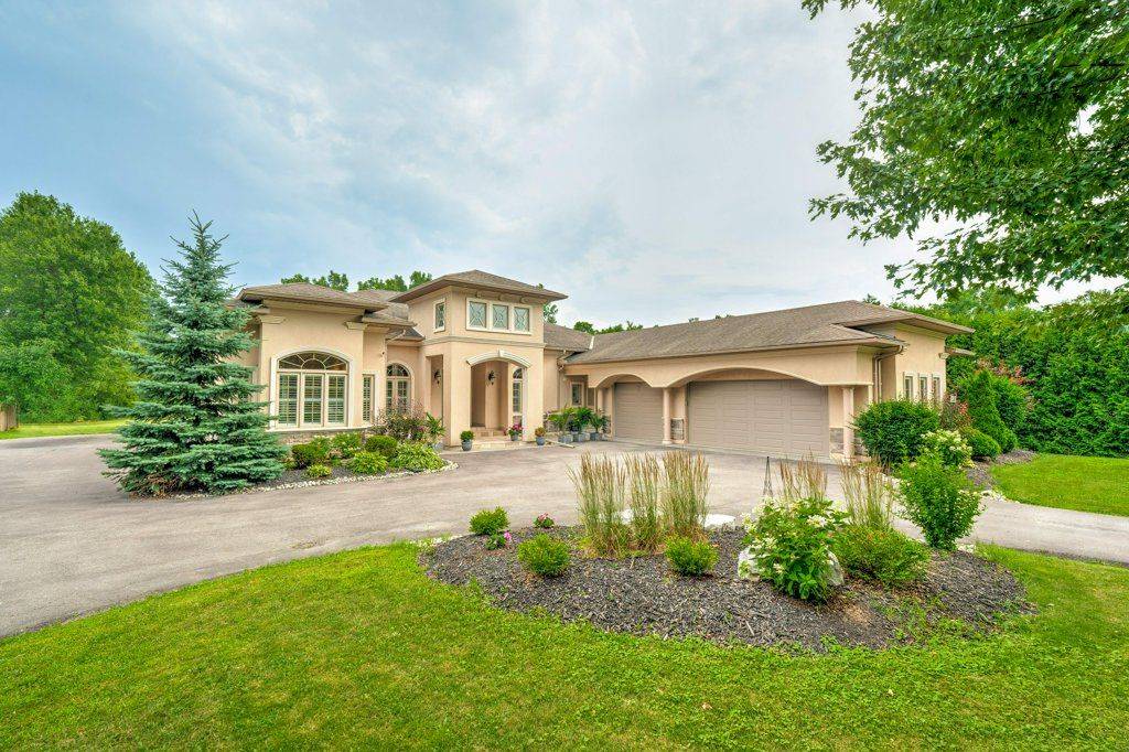 Burlington, ON L7P 0H1,2462 No 2 Side Road