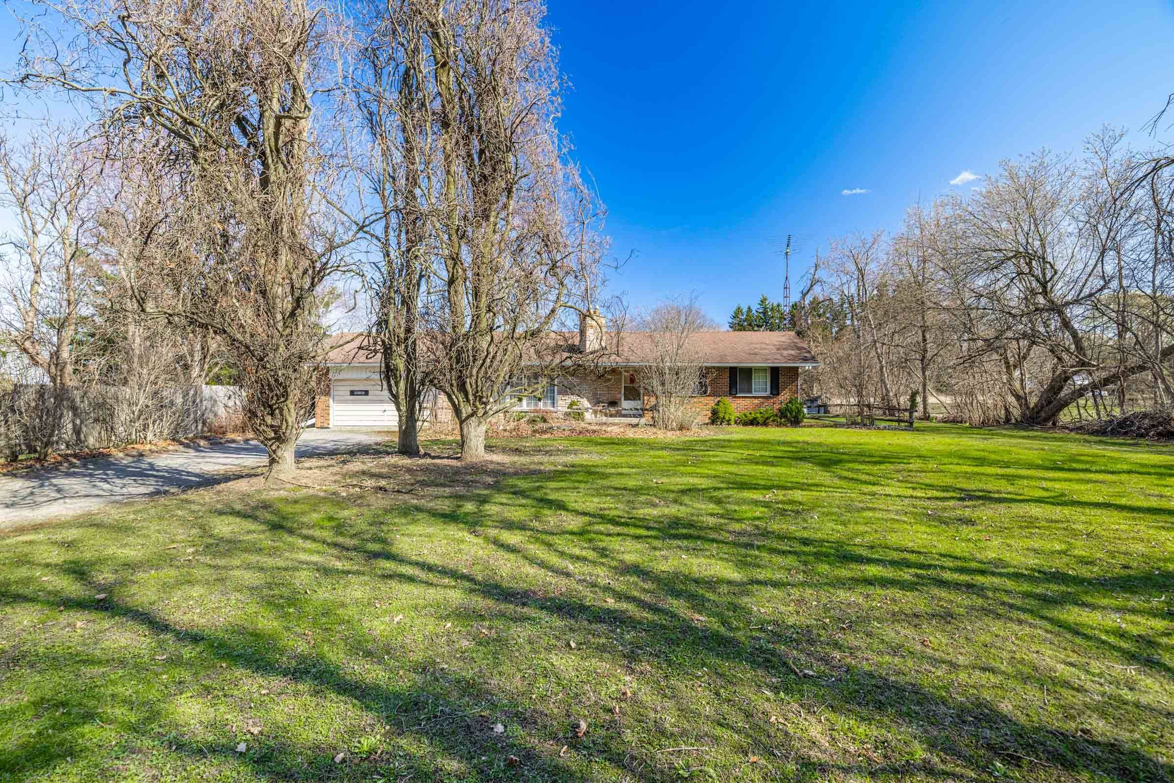 Brampton, ON L6Y 0E8,2739 Embleton RD