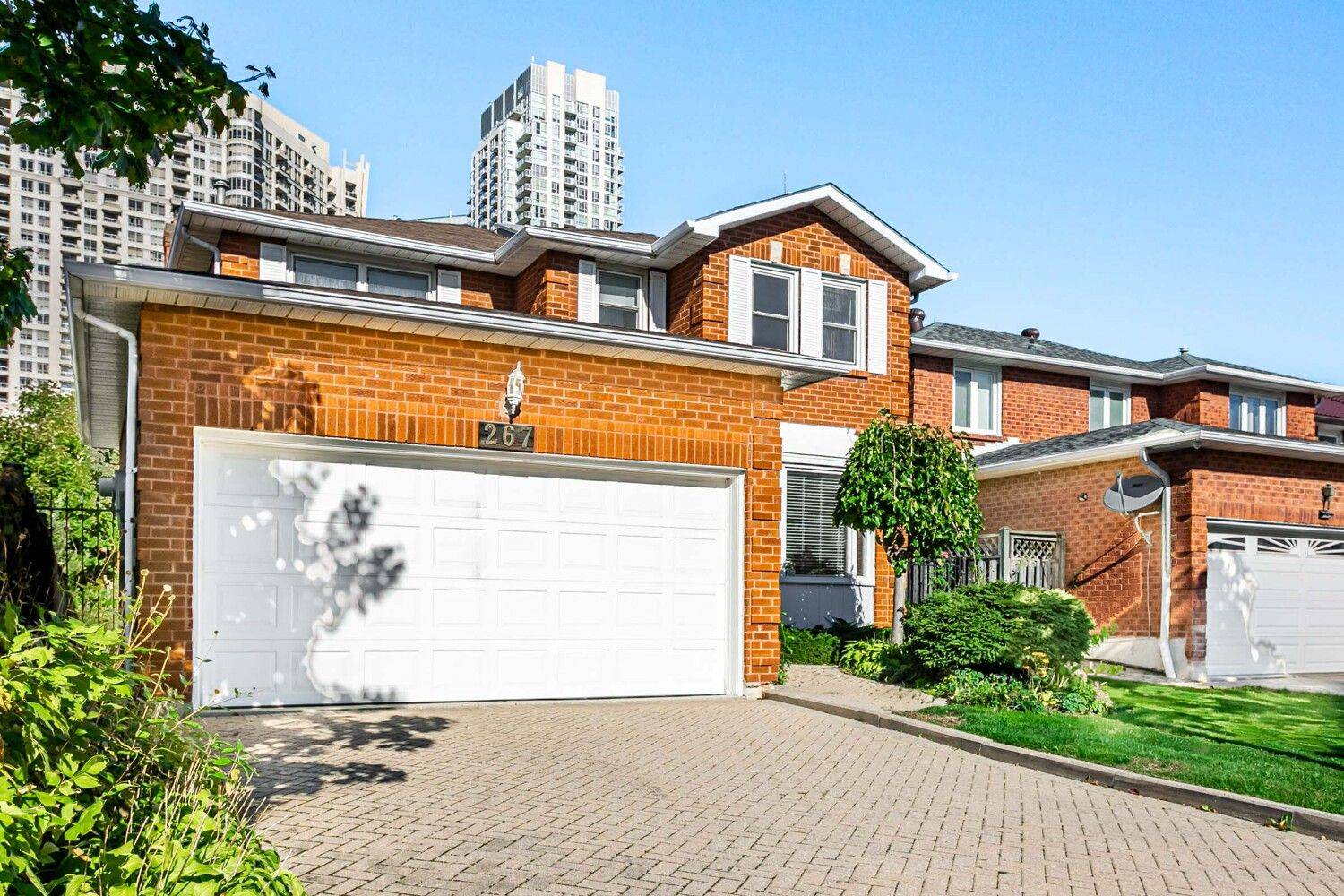 Mississauga, ON L5B 3R9,267 Macedonia CRES