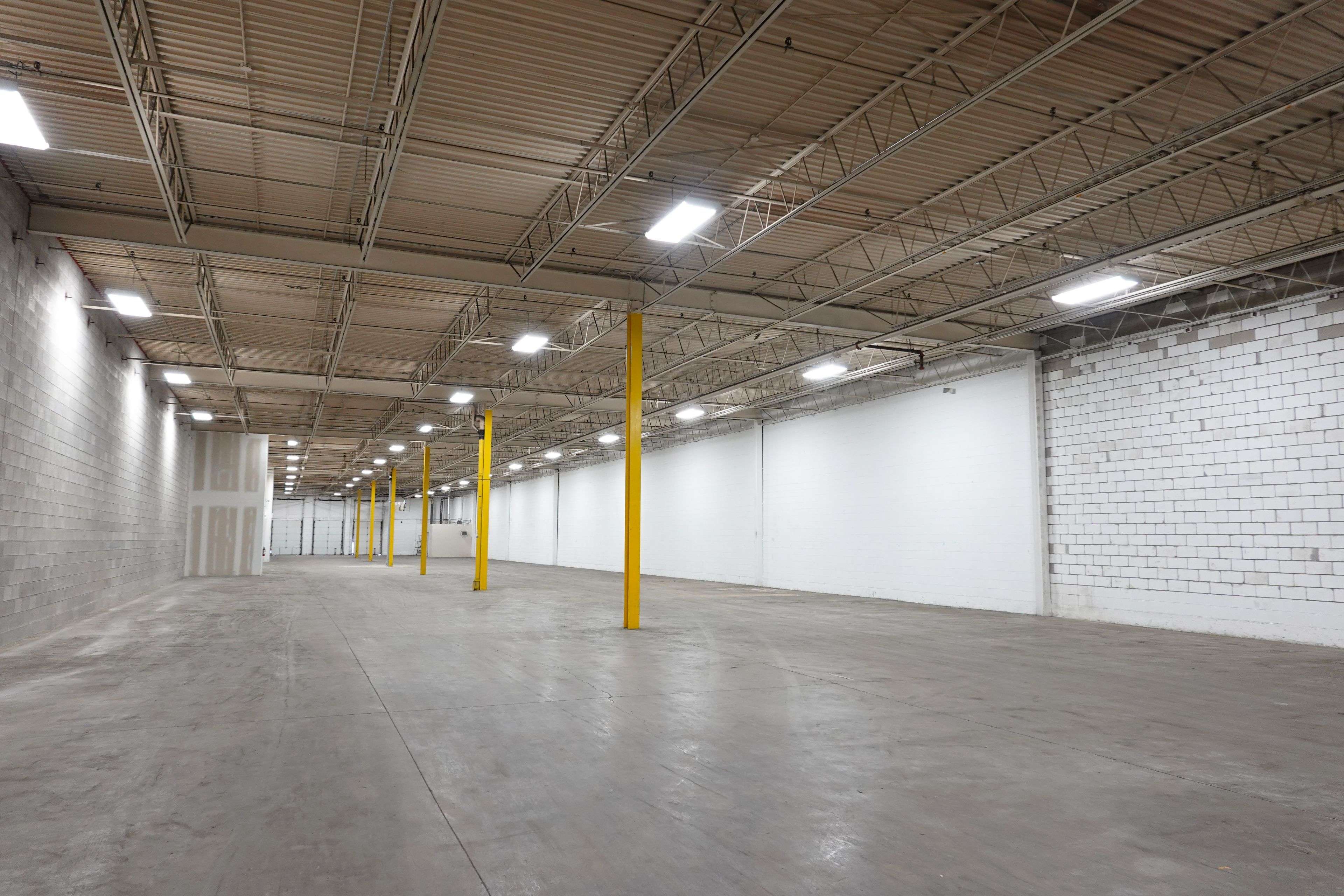 Brampton, ON L6W 1W3,155 Orenda RD #4B