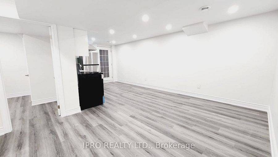 Mississauga, ON L5B 3L3,3546 Copernicus DR #Basement