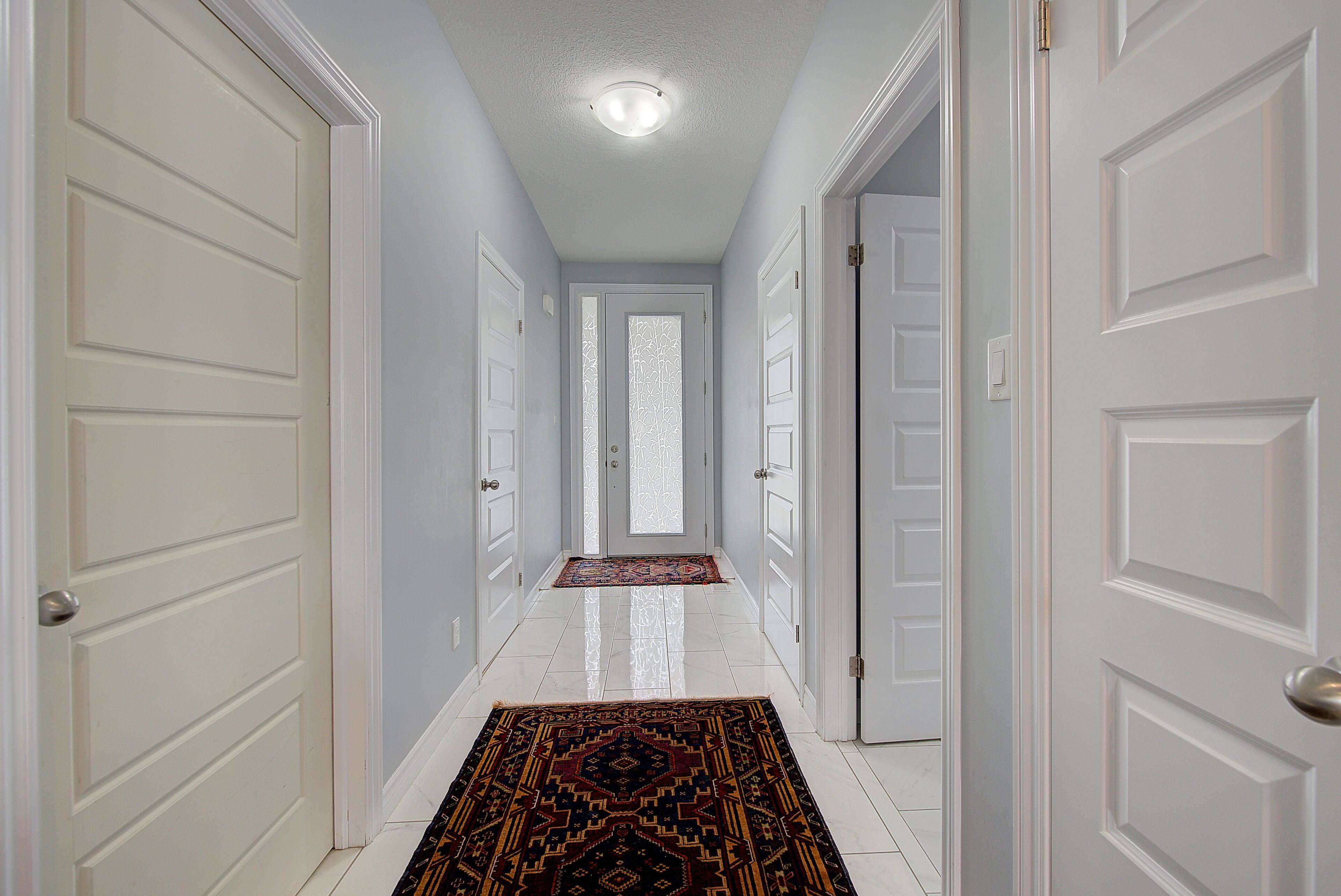 London North, ON N5X 0N1,1691 O'HANLAN LN