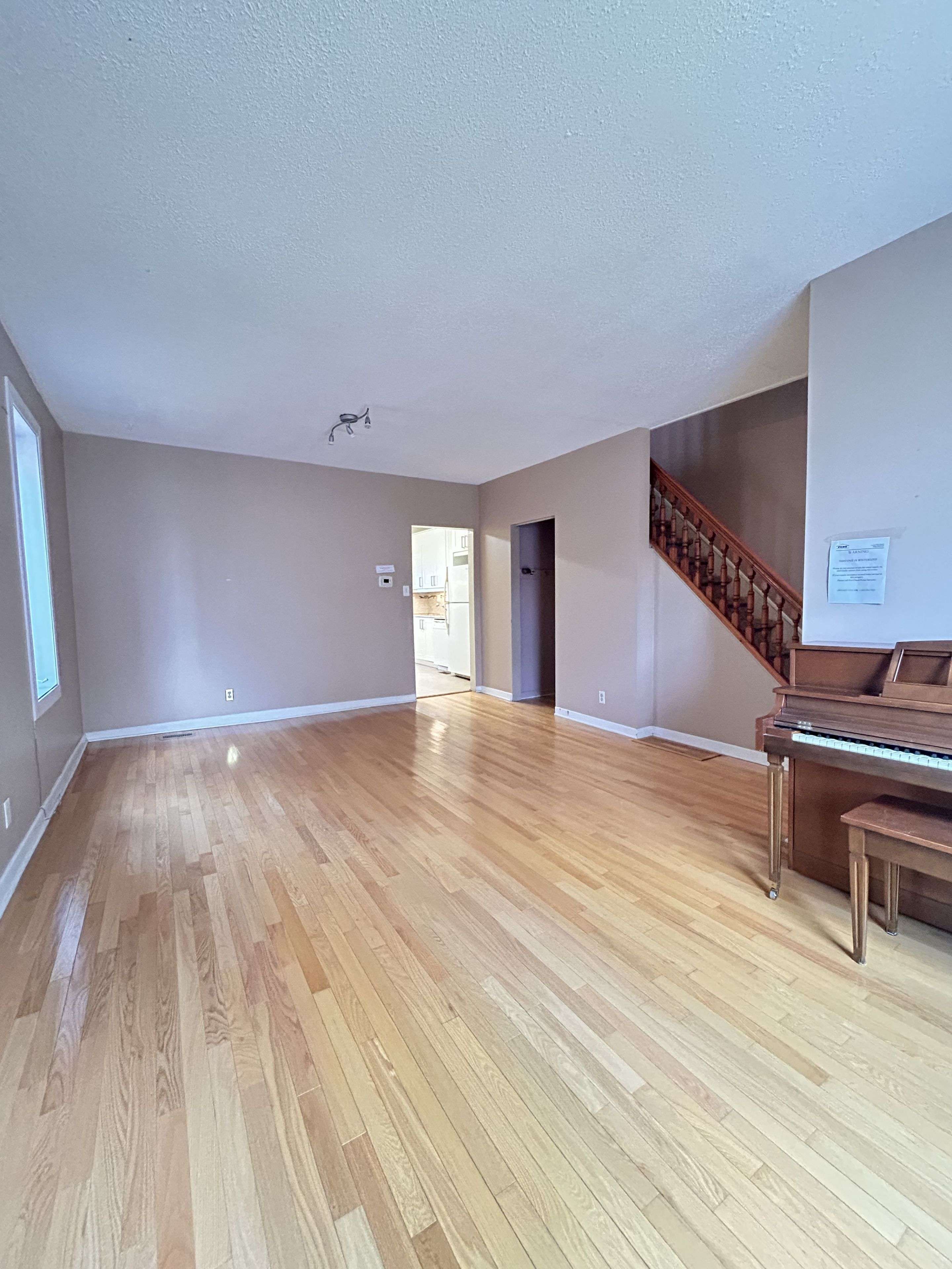 West Centre Town, ON K1Y 1T8,11 Melrose AVE