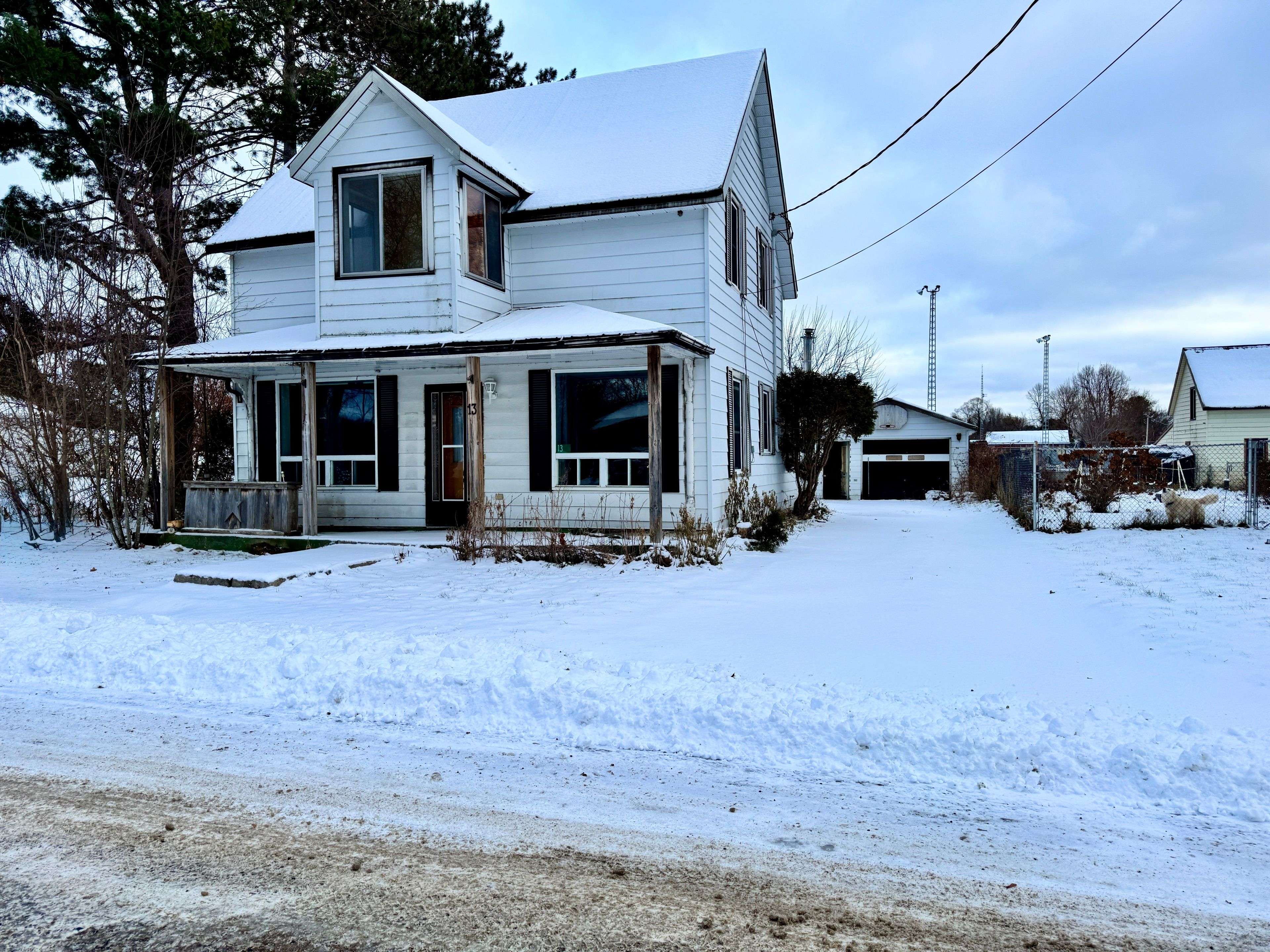 Whitewater Region, ON K0J 2L0,13 Grace ST