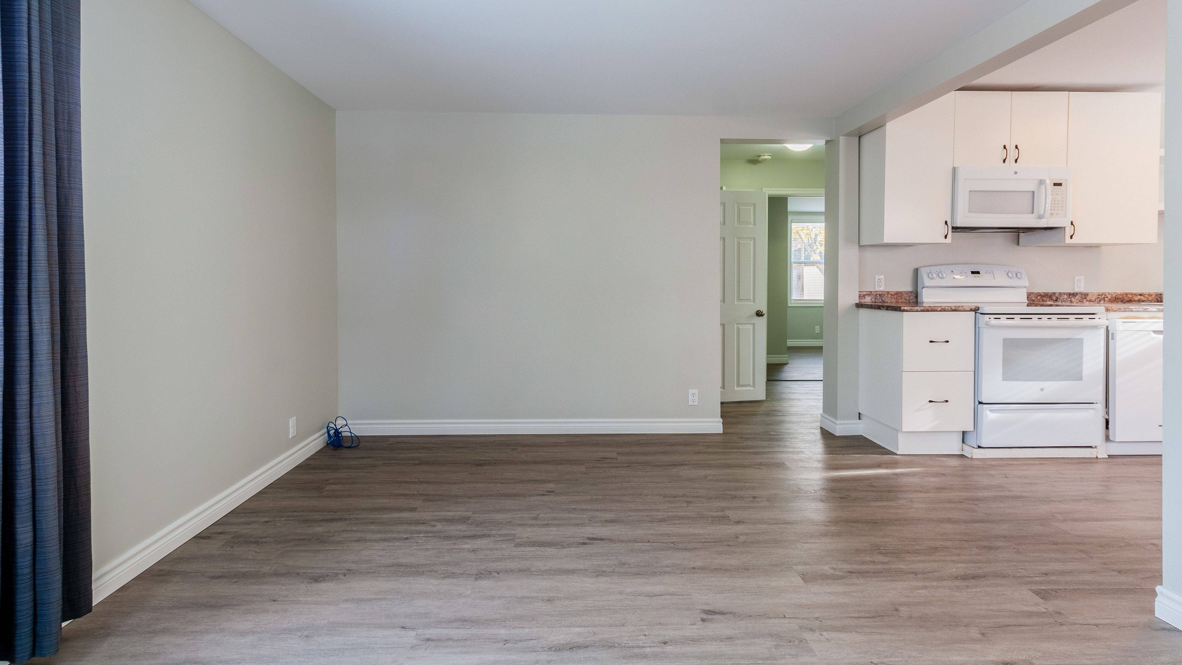 London East, ON N5Y 2J4,192 Taylor ST