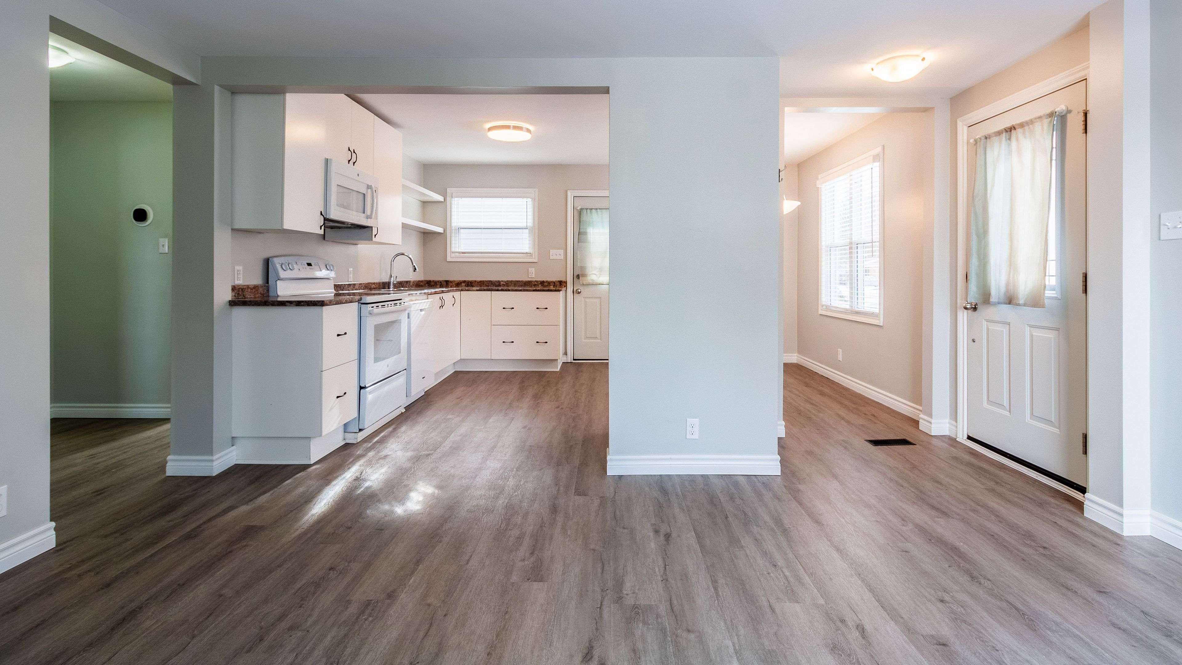 London East, ON N5Y 2J4,192 Taylor ST