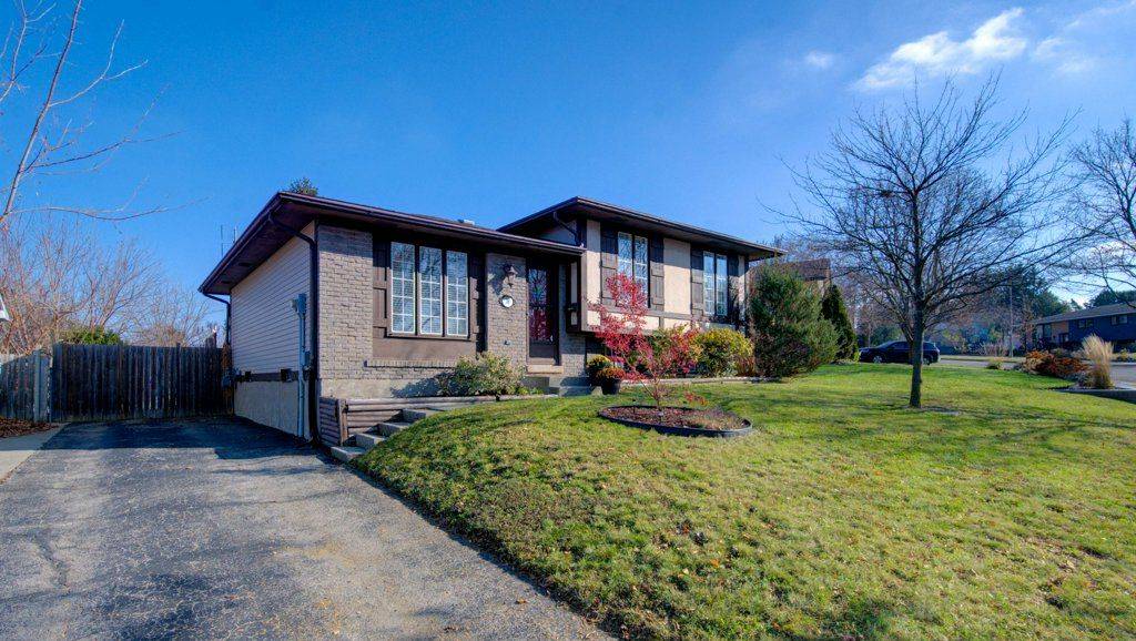 Kitchener, ON N2E 2C5,76 Devonglen DR
