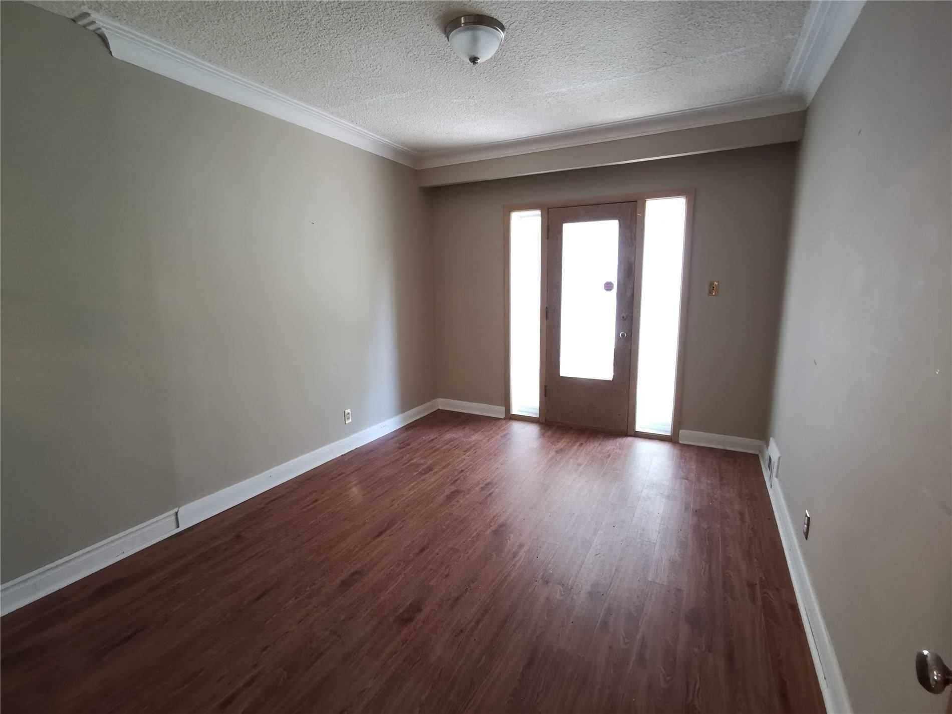 Toronto C12, ON M2P 1C3,67 Munro BLVD