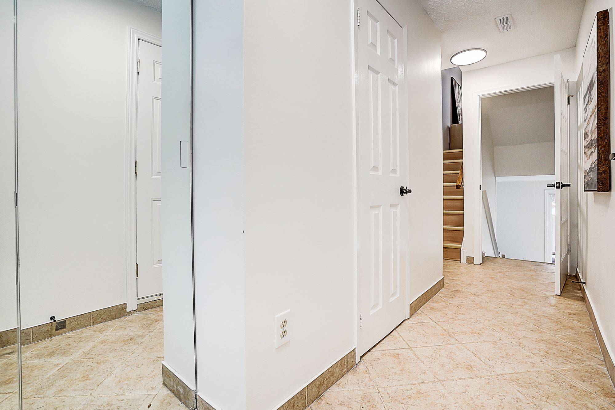 Markham, ON L3P 3T3,4 Thatchers Mill WAY