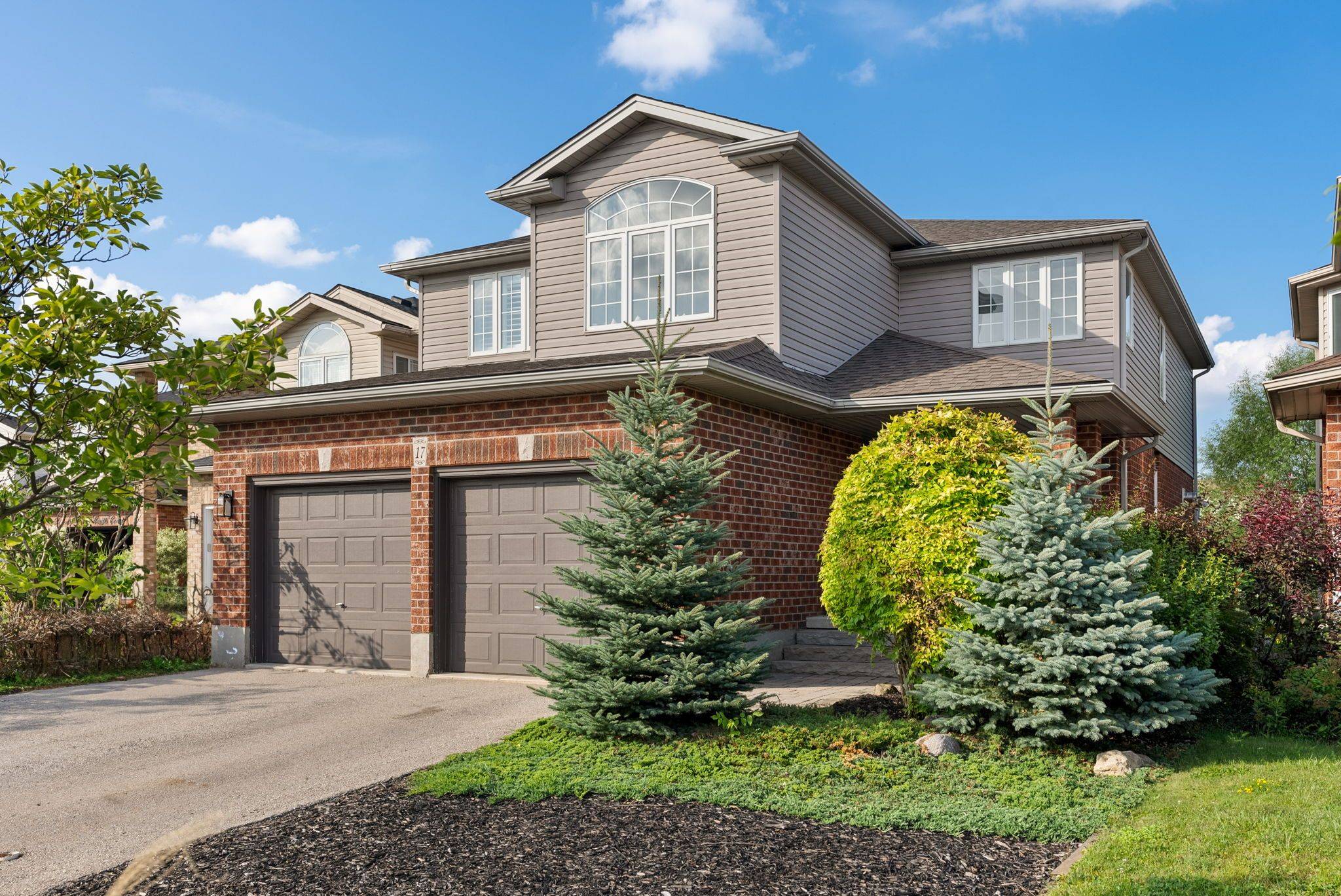 Guelph, ON N1L 1S9,17 Coutts CT