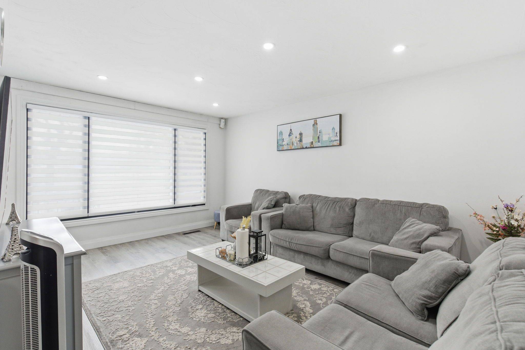 Hamilton, ON L8L 1C5,18 Ferrie ST W