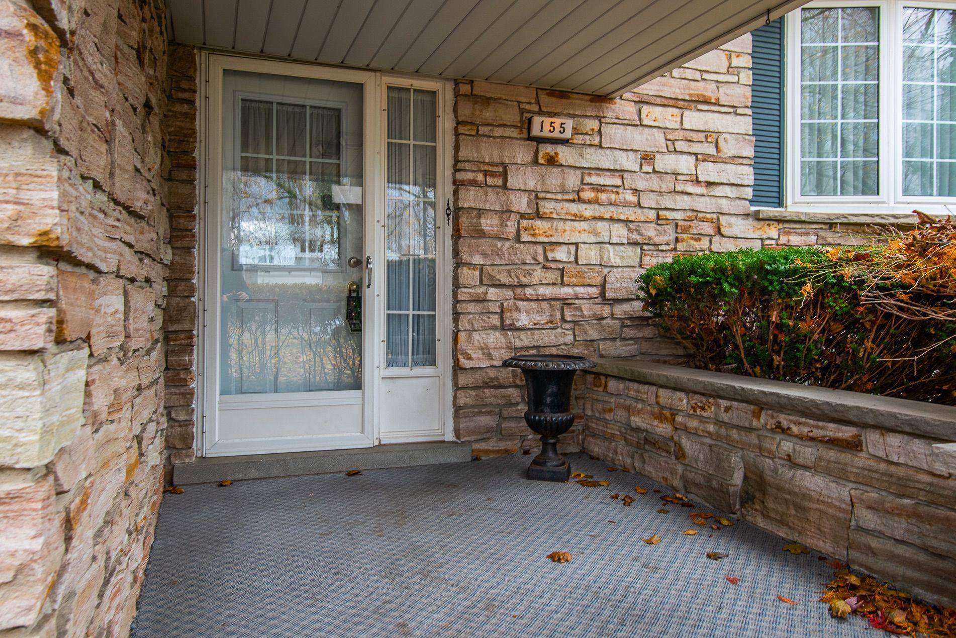 Kitchener, ON N2A 1H4,155 Shuh AVE